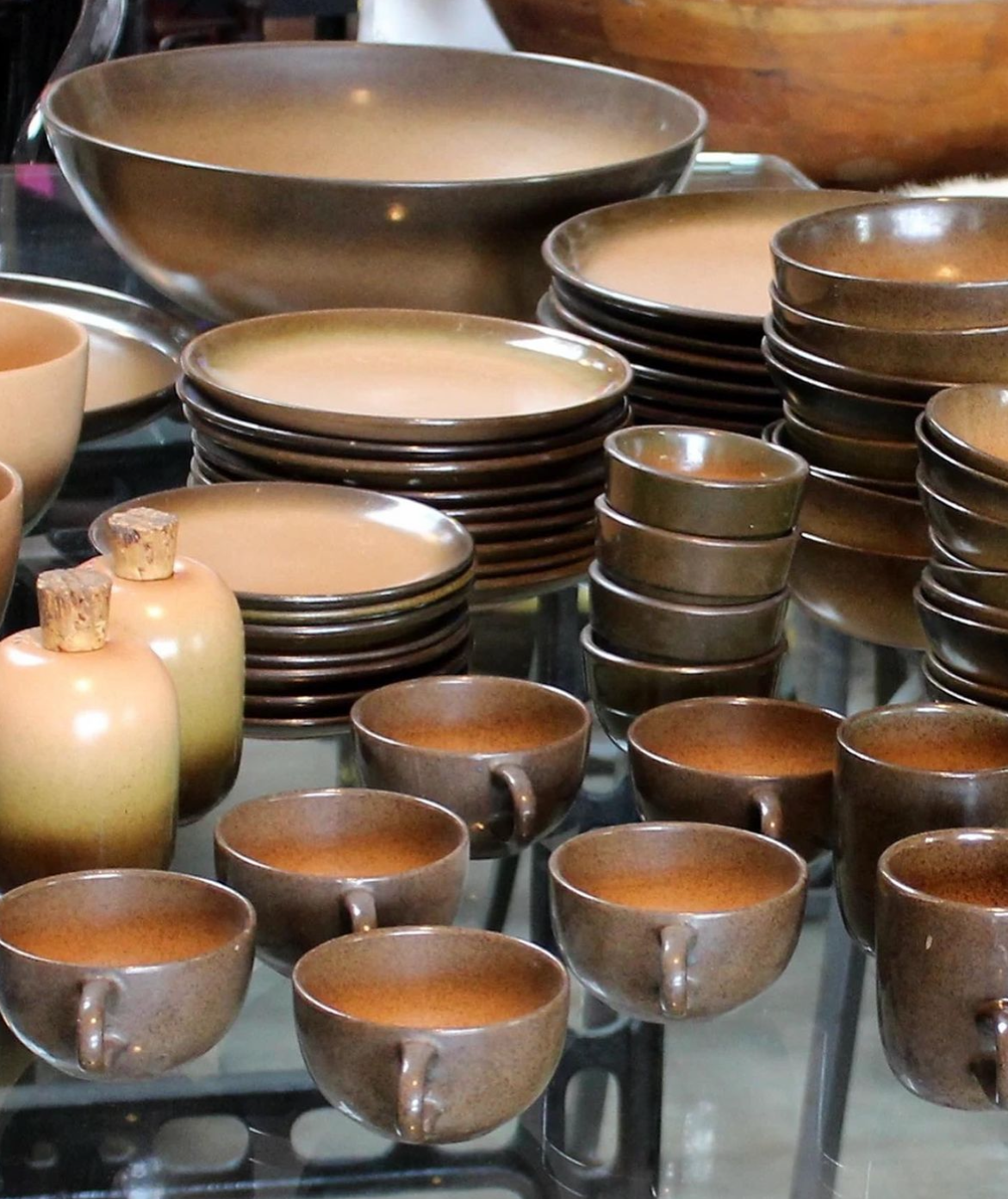 A speckled, gradient glaze served as inspiration for this collaboration