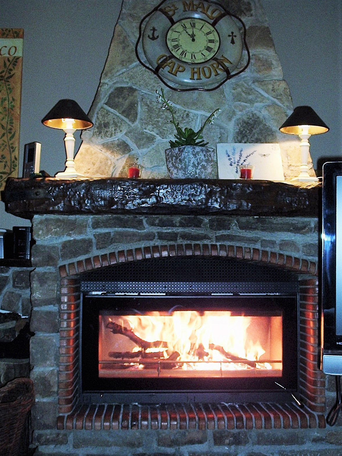 la cheminée | the fire place