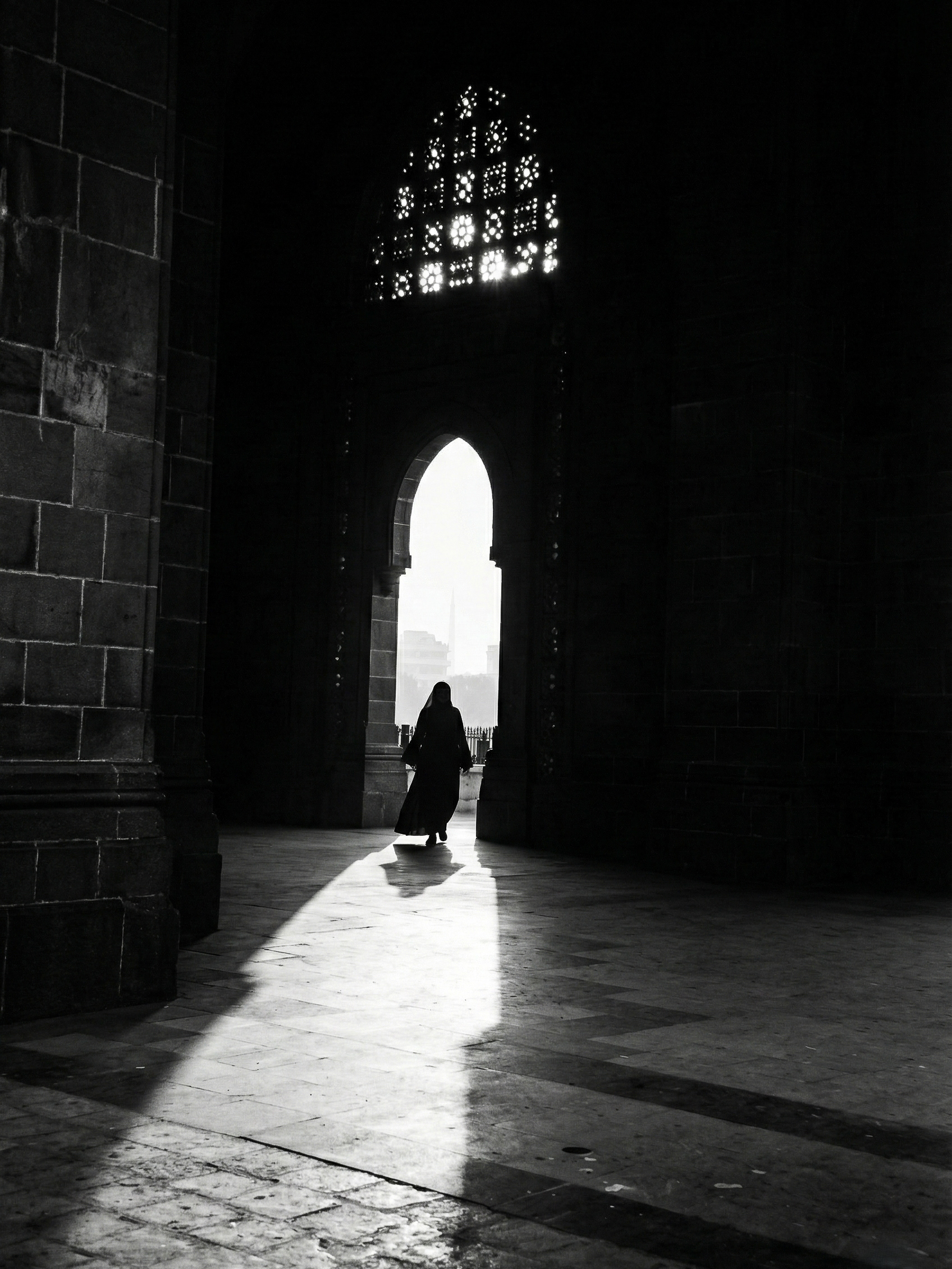 Let Your Light Shine,  Delhi