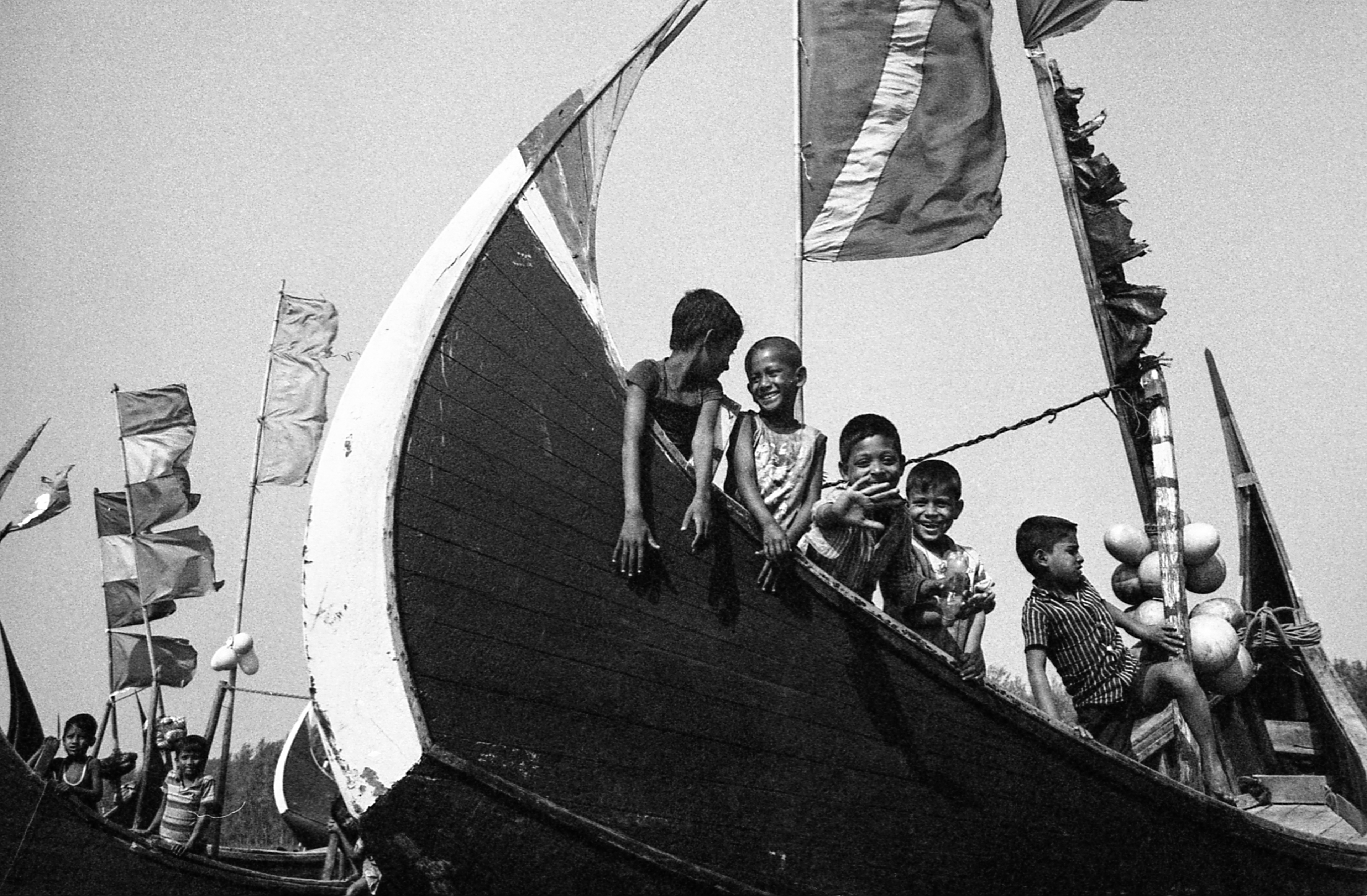 Shamlapur, Bangladesh. Shamlapur is a fishing village on the west coast of the Teknaf peninsula. Of the roughly 12,000 that live here, there are between 3,000 and 7,000 Rohingyas.