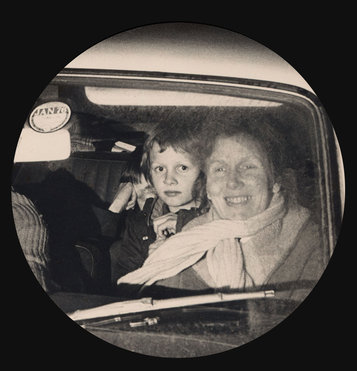 Janet And The Kids Departing