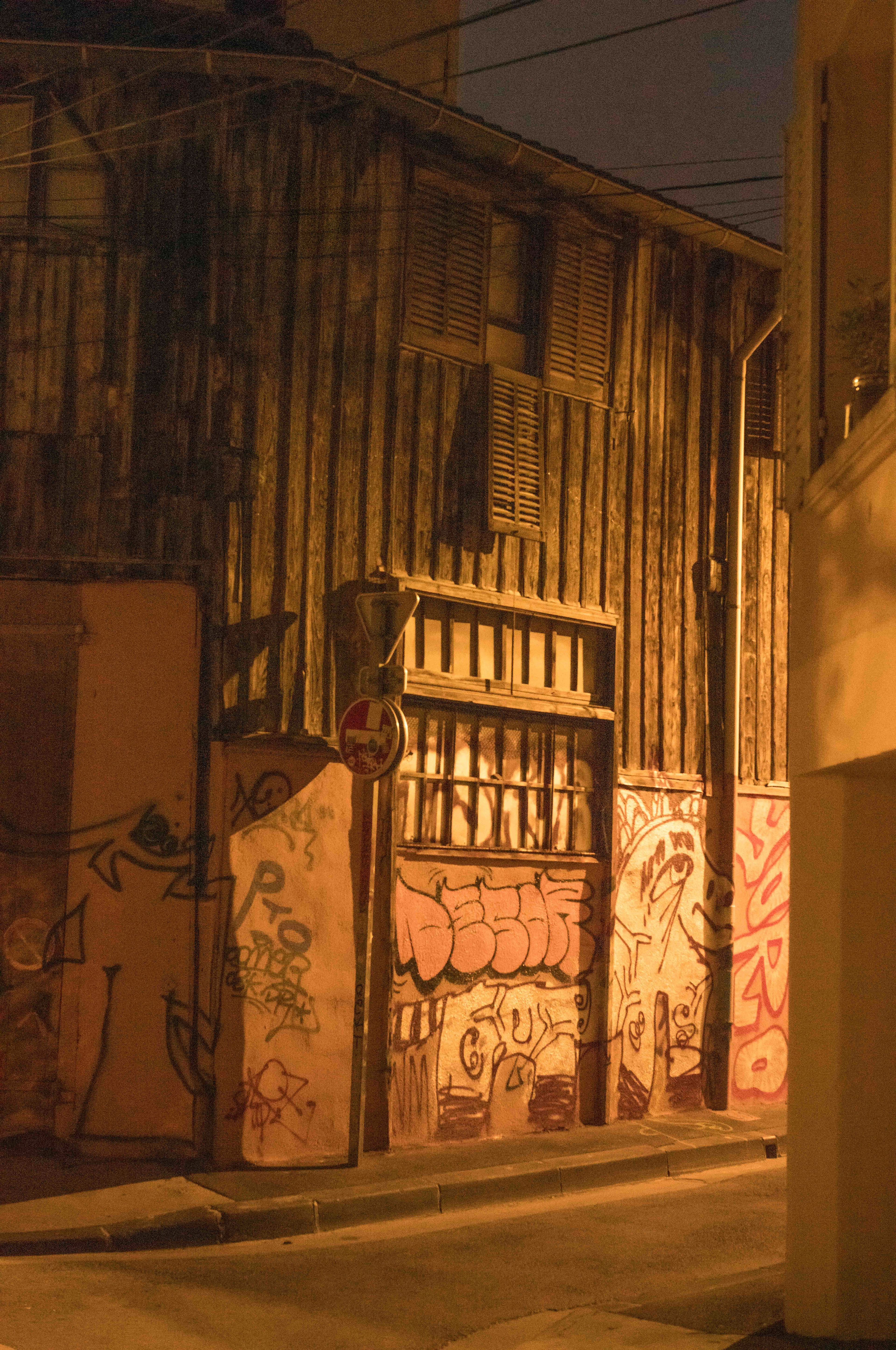 Landphoto - in-strada