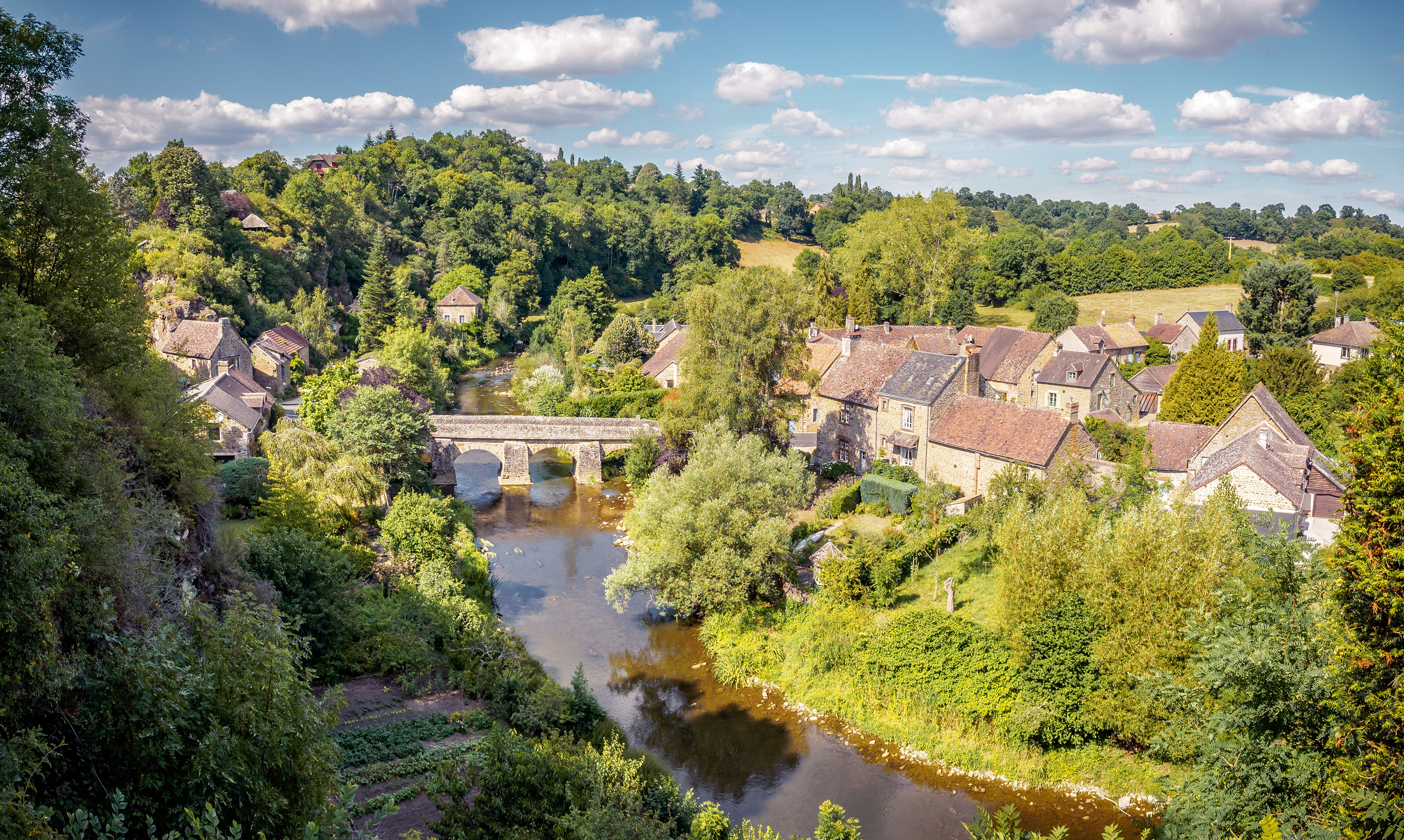 Panorama de Saint-Céneri-le-Gérei (France)