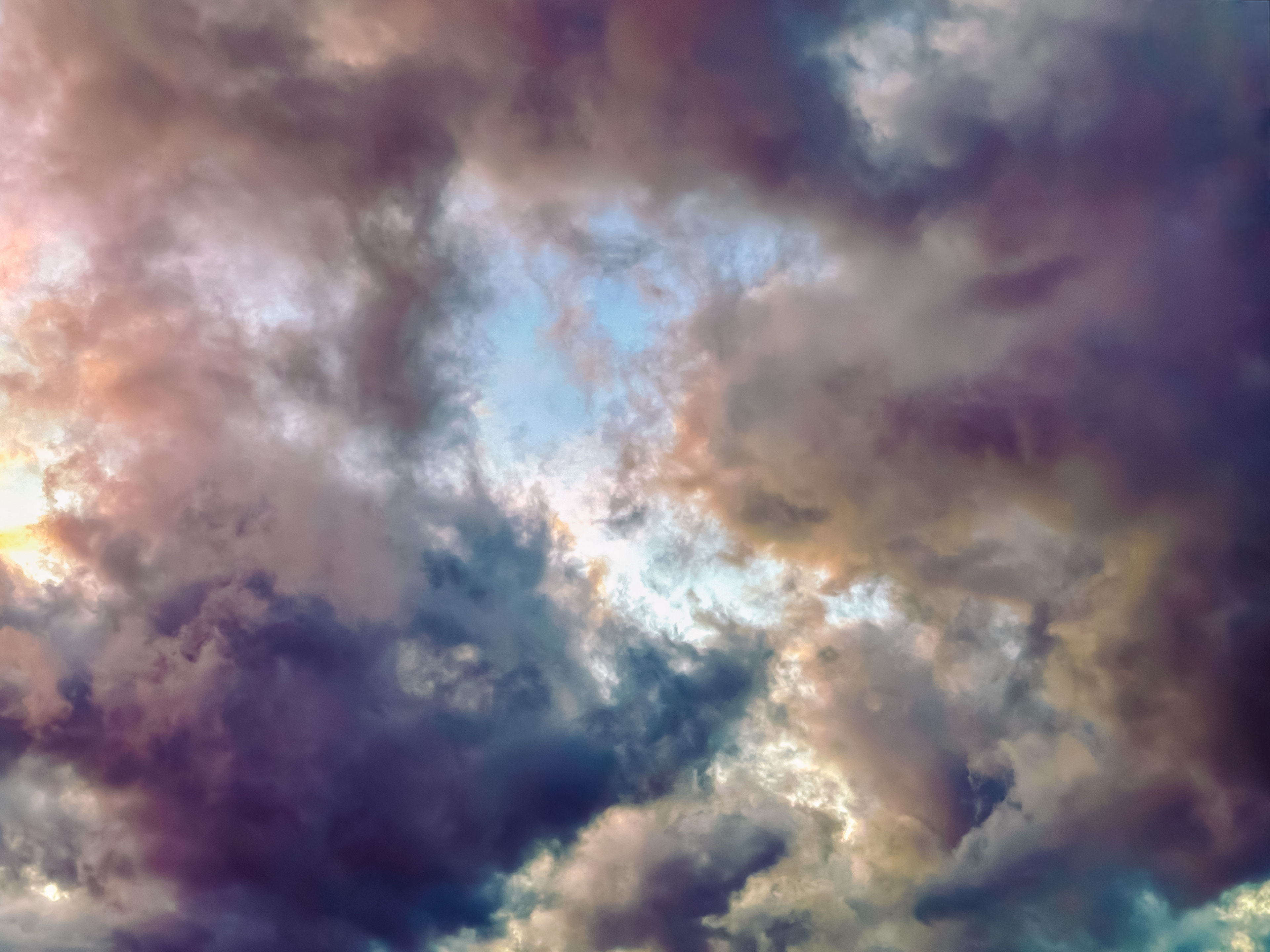 Un ciel chargé et menaçant