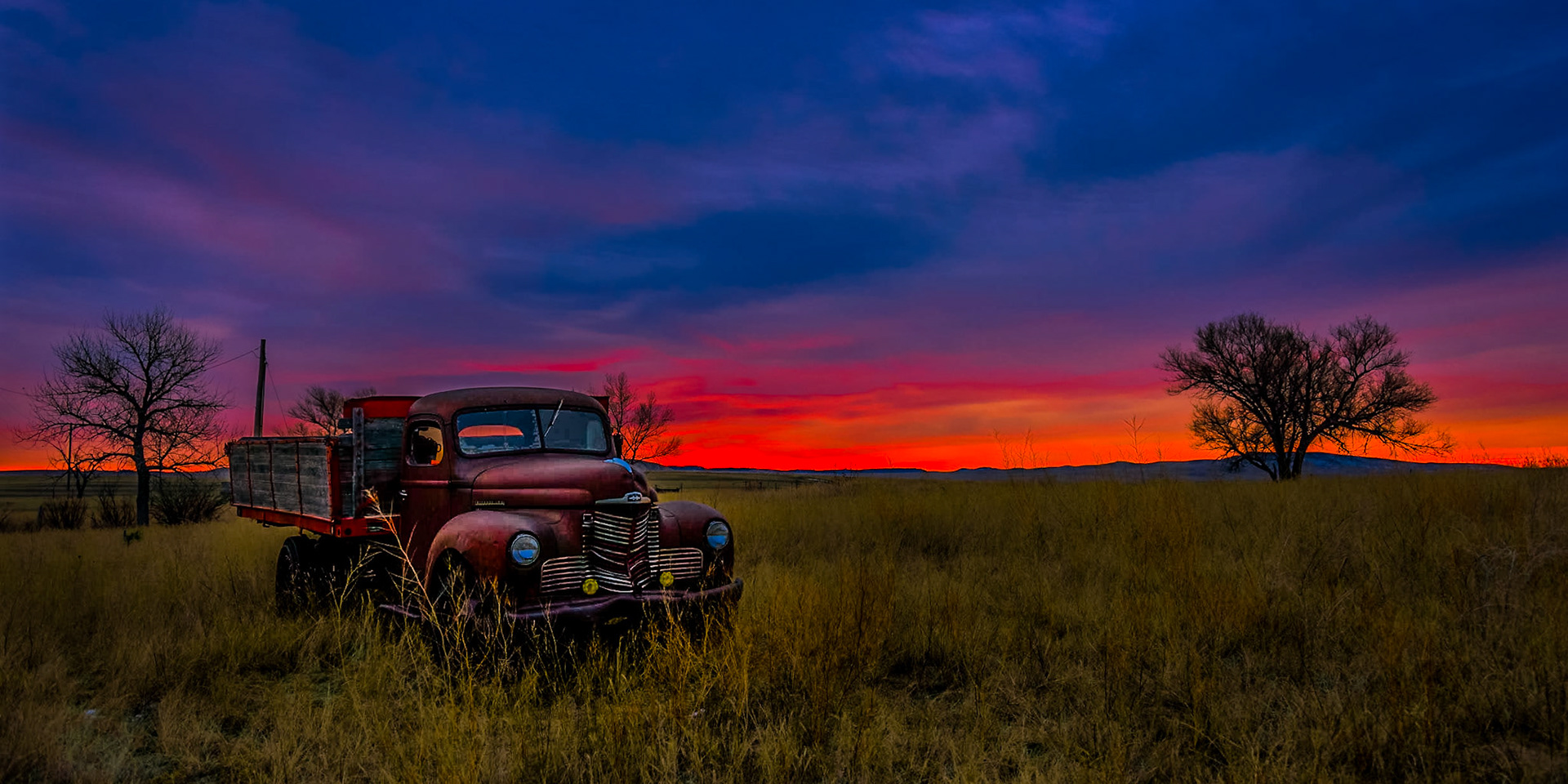 Old truck at sunrise near Manville, Wyoming. #wyoming #sunrise #truck