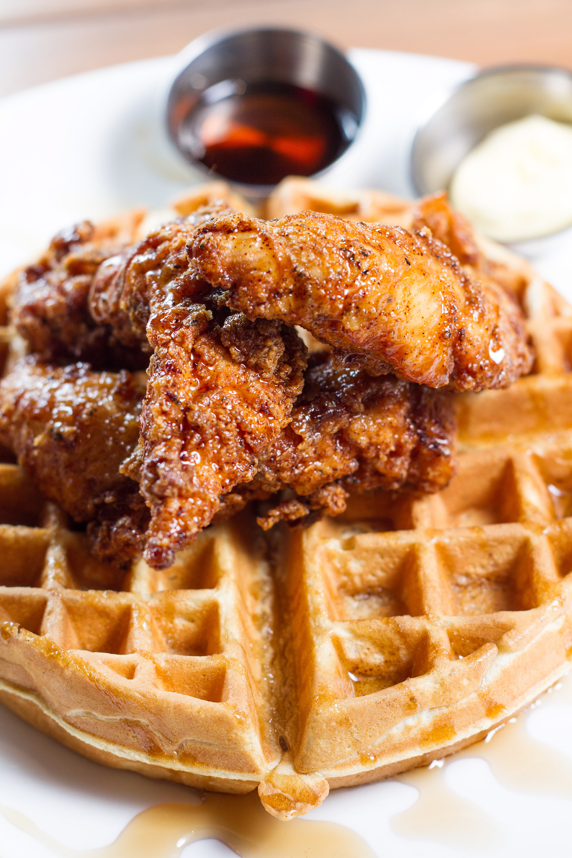 Mo's Chicken and Waffles