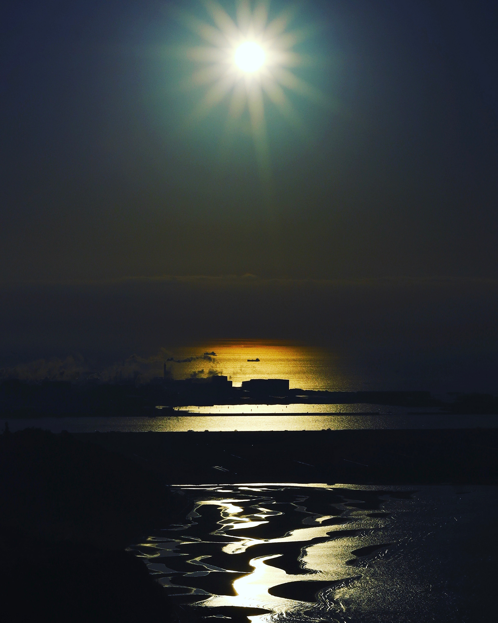 陽光(新舞子) / 福田敏和 / 一眼デジカメ