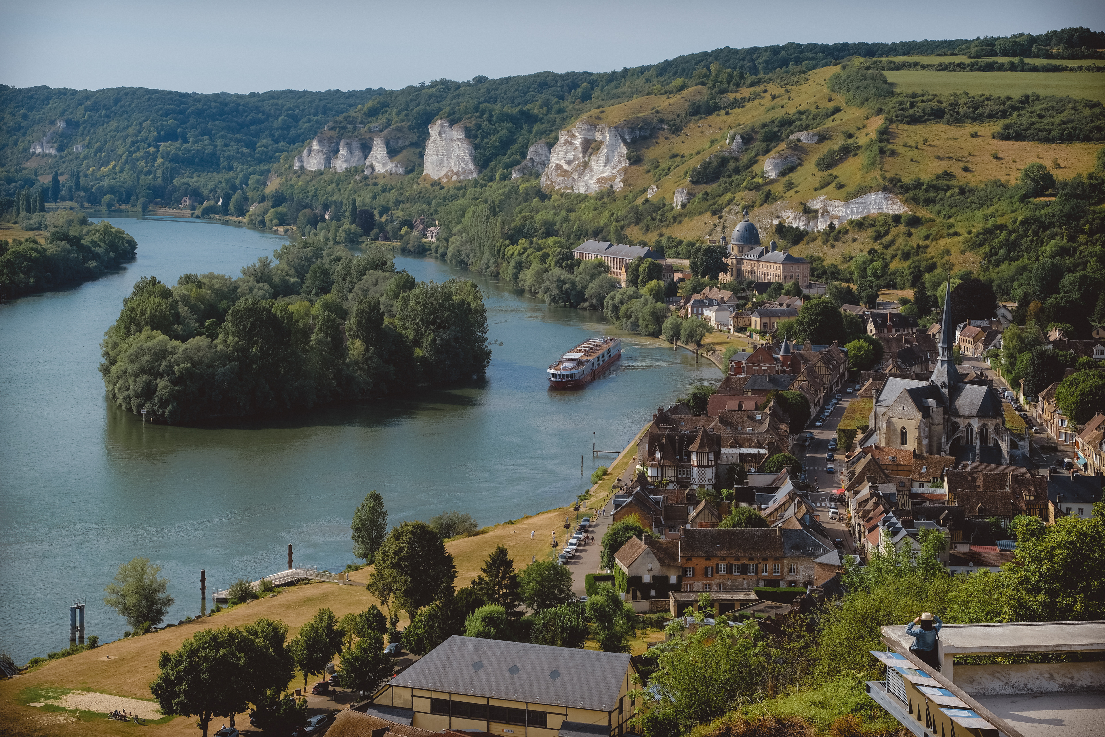 Le Petit Andely and Seine