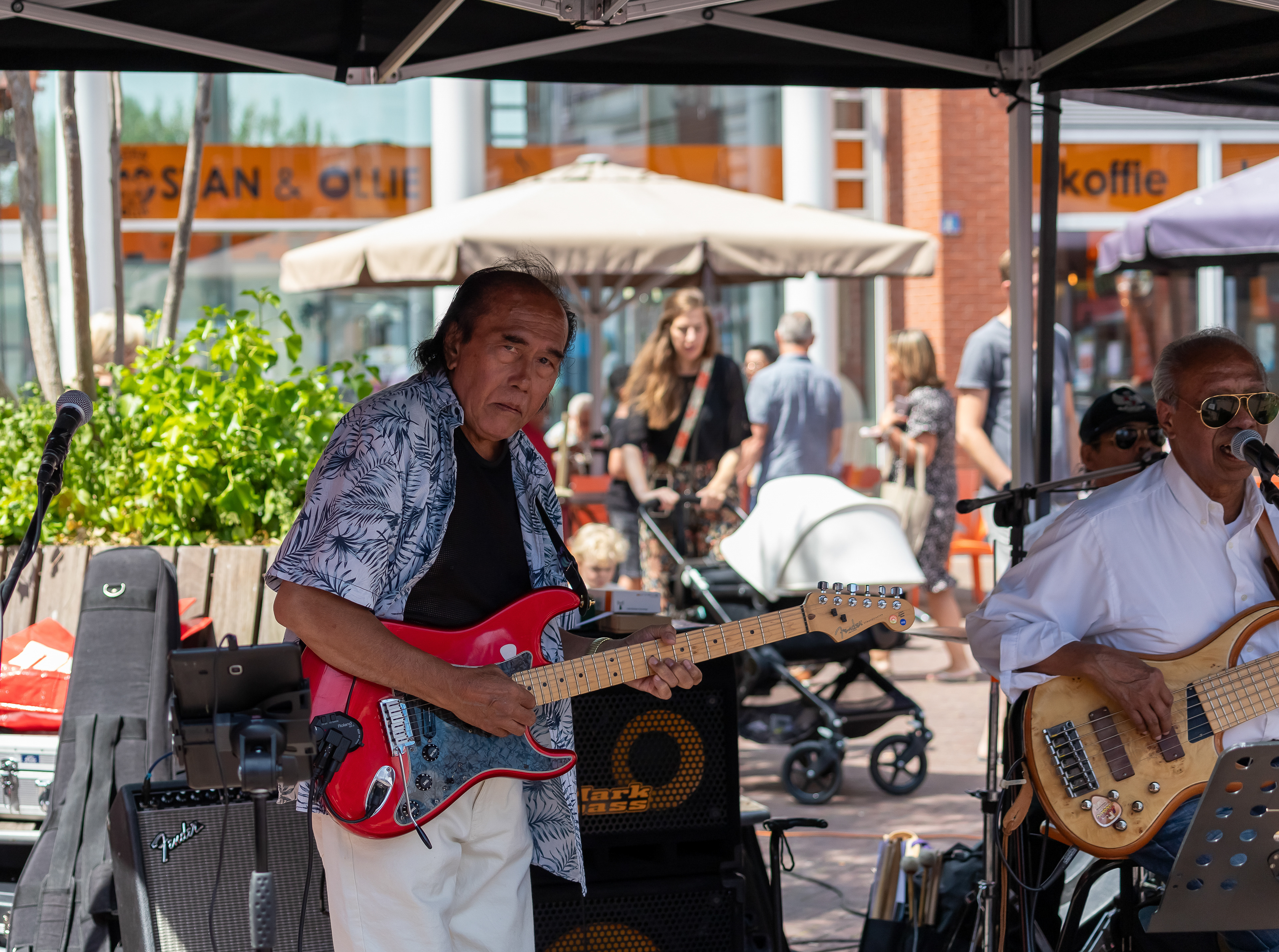 Lustrum winkels Oosterheem