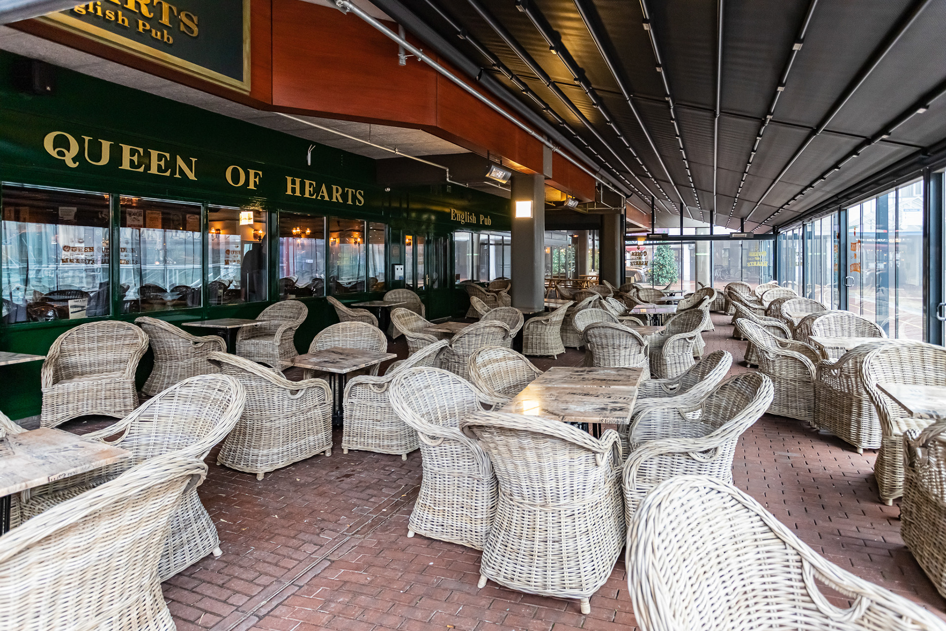 Ophokplicht van stoelen