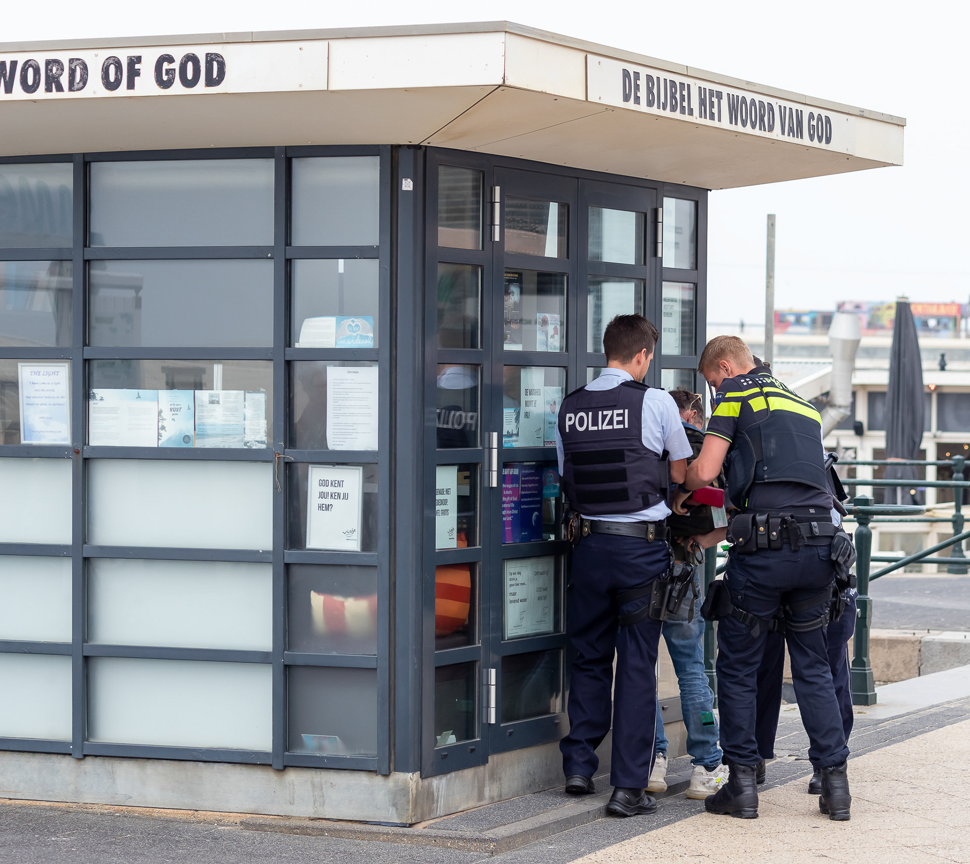 Arrestatie op Scheveningen boulevard