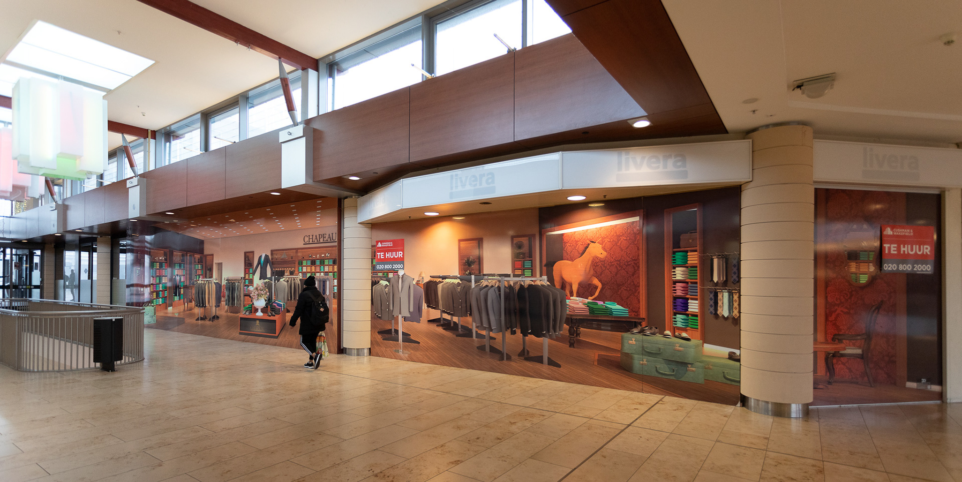 Fotodecoratie achter etalageramen