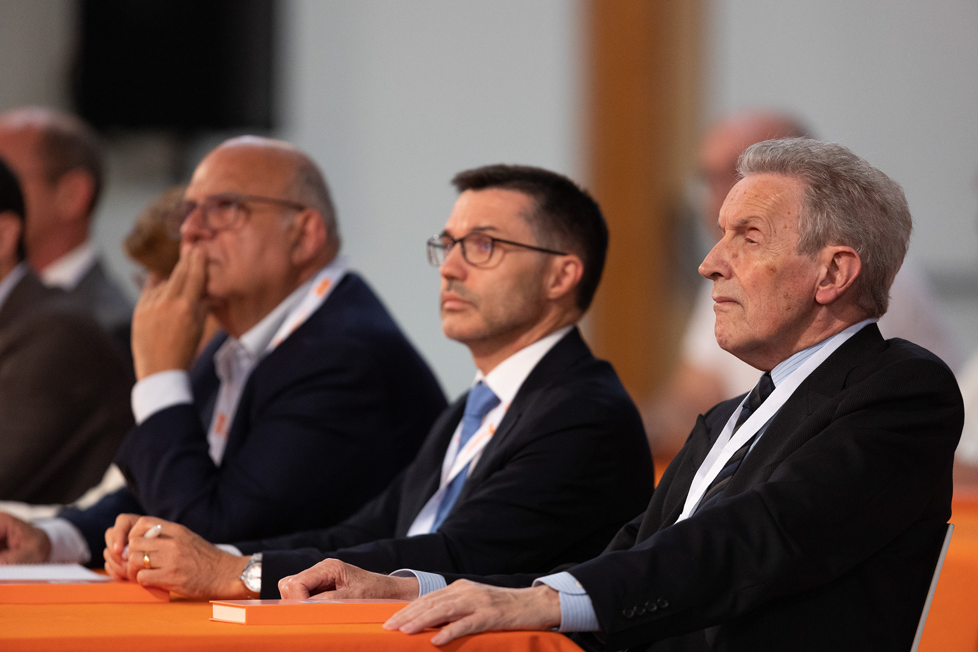 Mota Amaral, primeiro Presidente do PSD/A e do Governo Regional dos Açores (dir), Luís Garcia, Presidente da Assembleia Legislativa da Região Autónoma dos Açores (cen) e Costa Neves, antigo Presidente do PSD/A e antigo Ministro