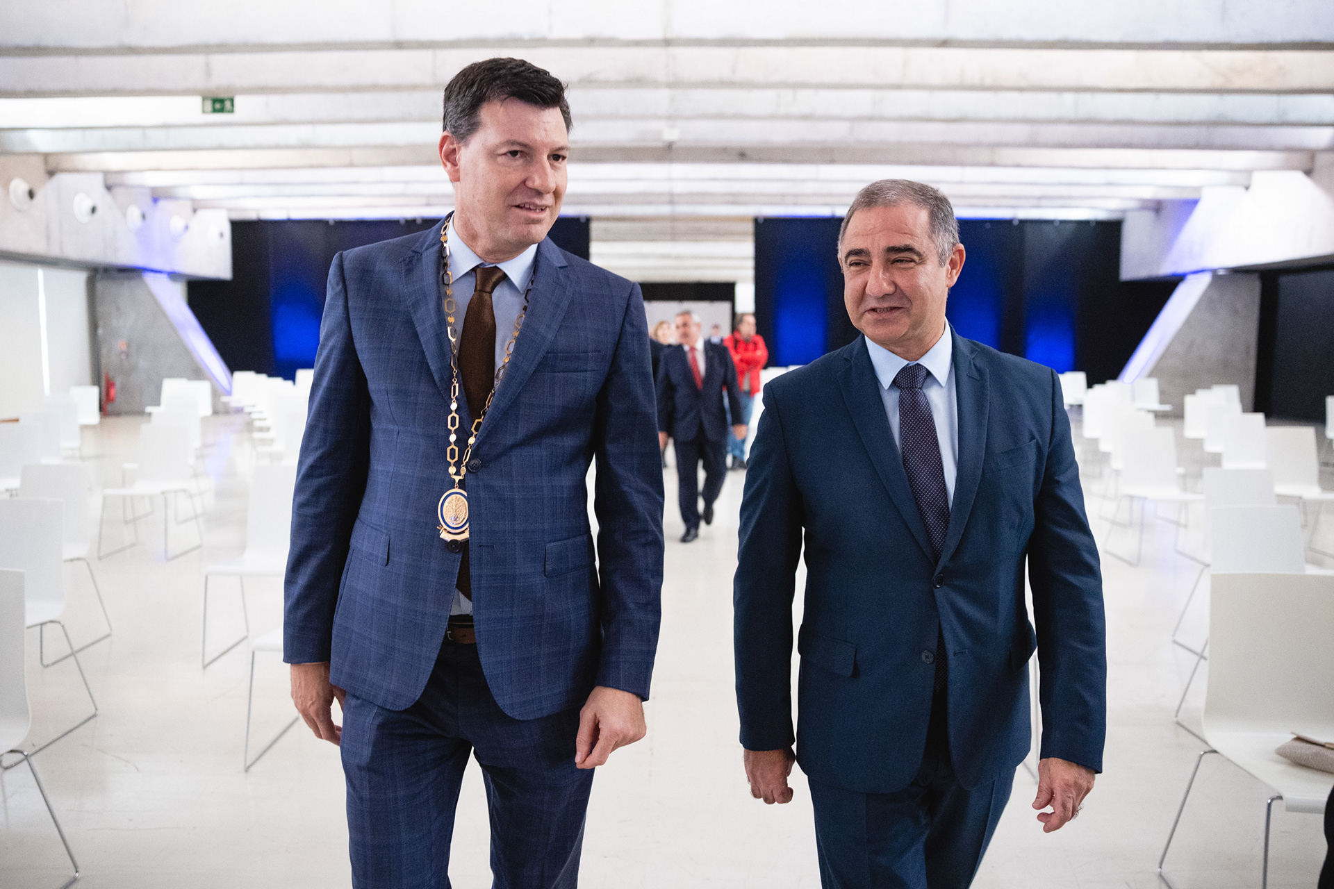 Fernando de Almeida Santos, Bastonário da Ordem dos Engenheiros (E) e José Manuel Bolieiro, Presidente do Governo Regional dos Açores