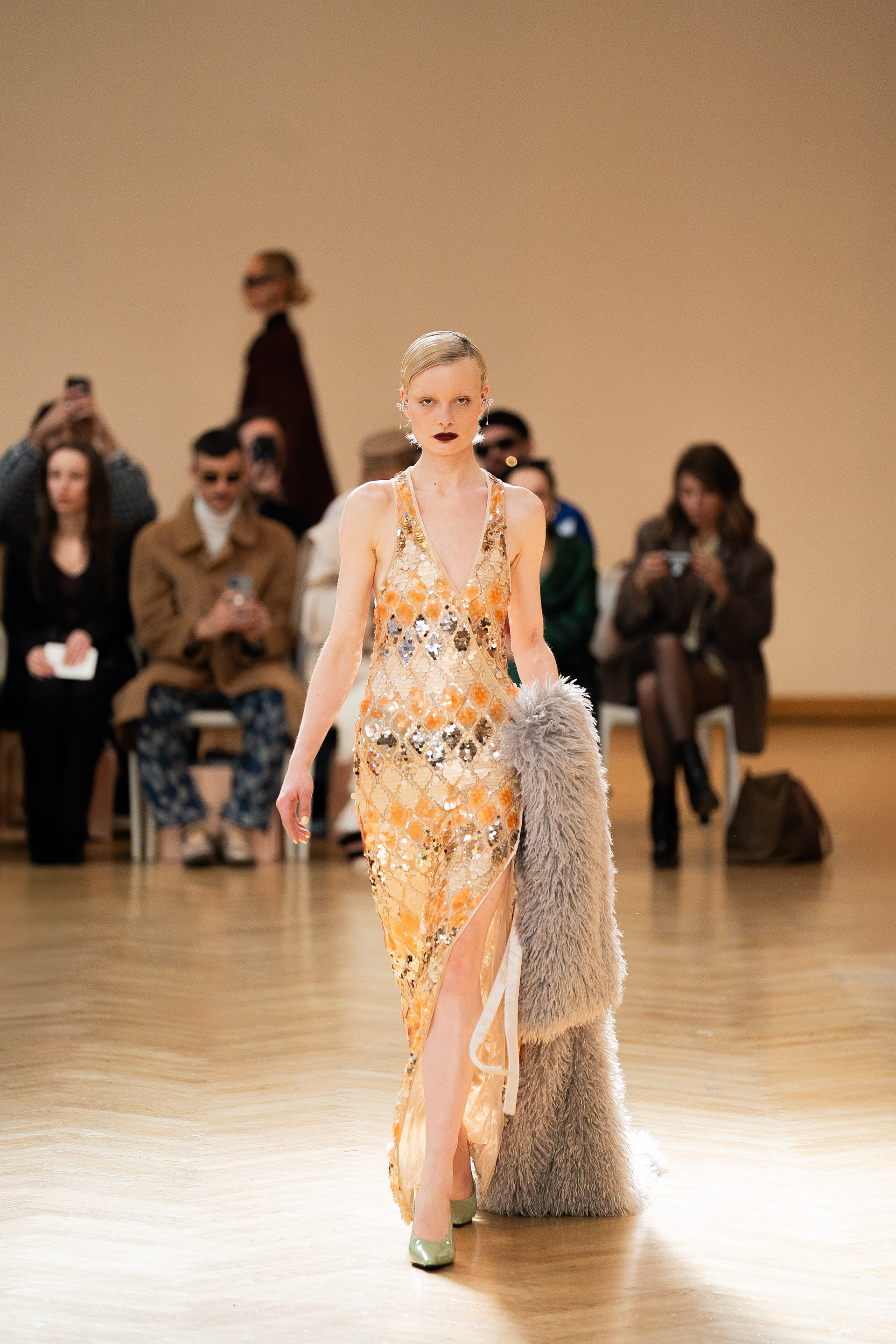 SARA WONG SHOW FW '25-26