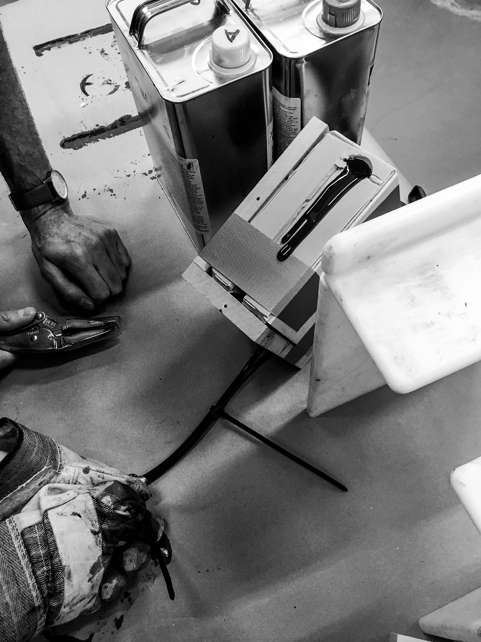 injecting resin