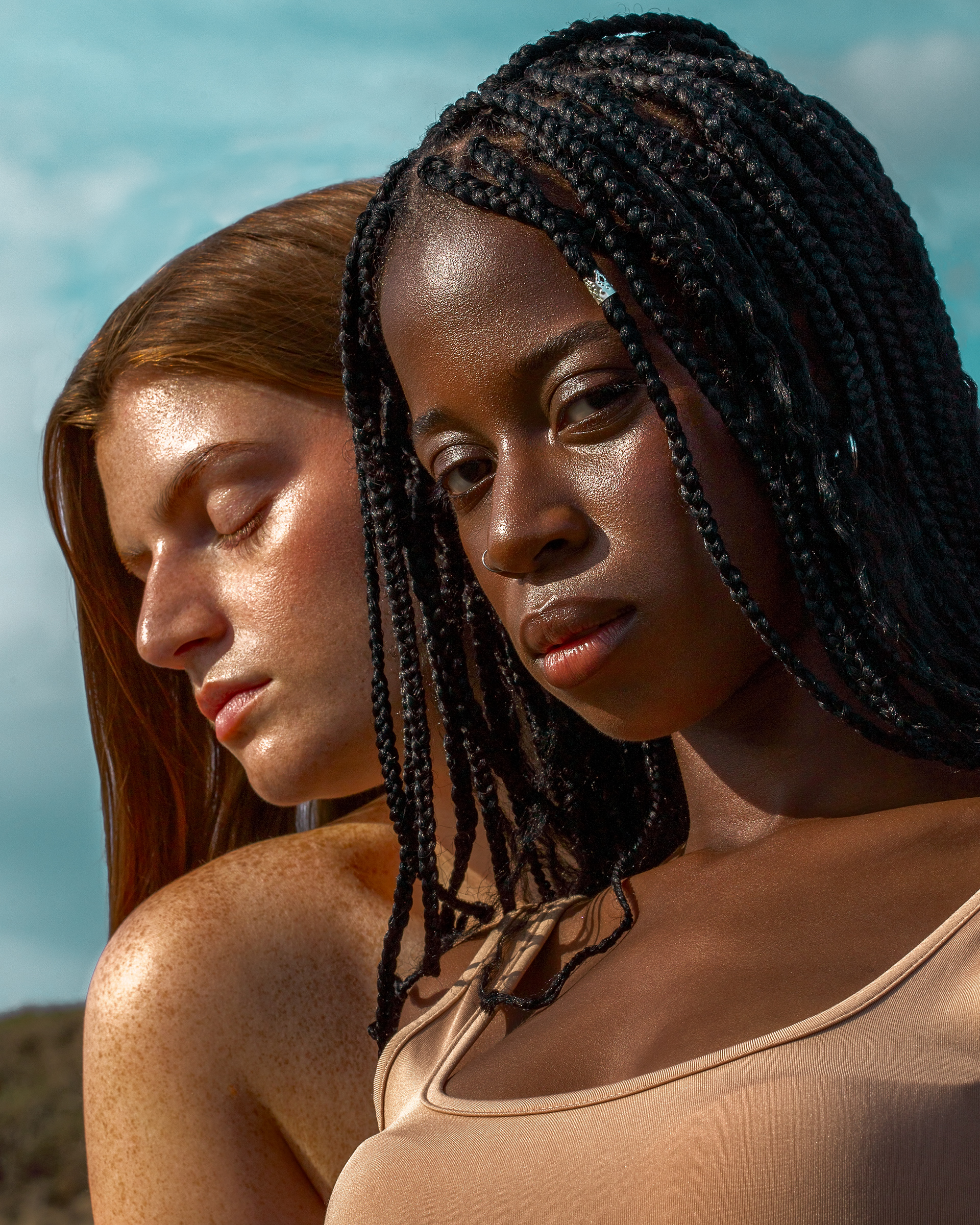 Photography and makeup: Paulina Tyrala , Models: Sofia Dabre, Nefertari Verbicaro