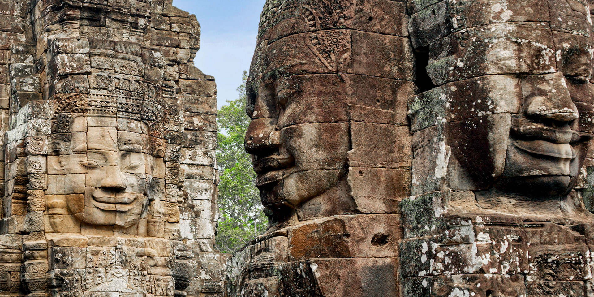 Les Têtes d'Angkor