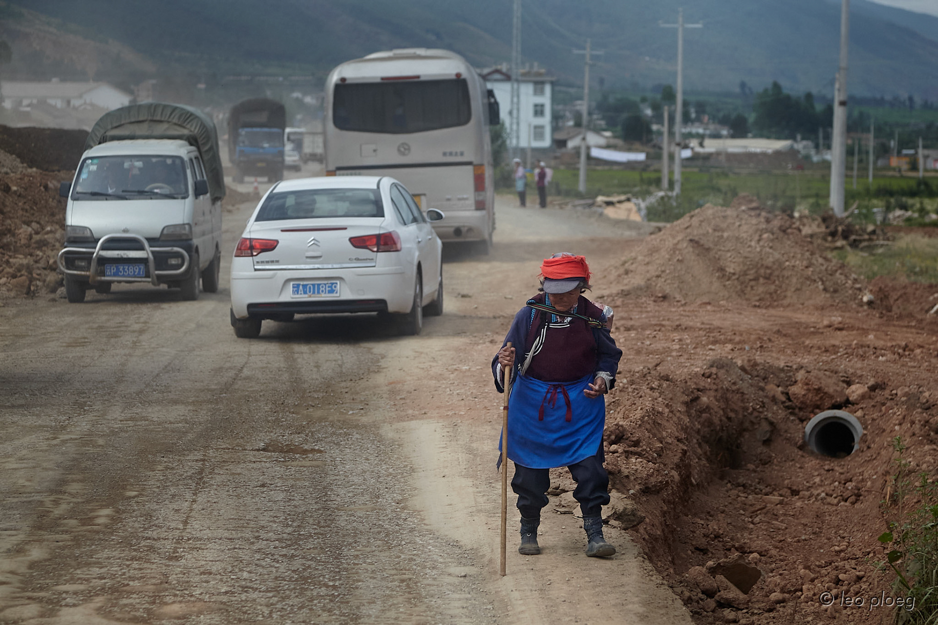 The road from Lijiang to Dali