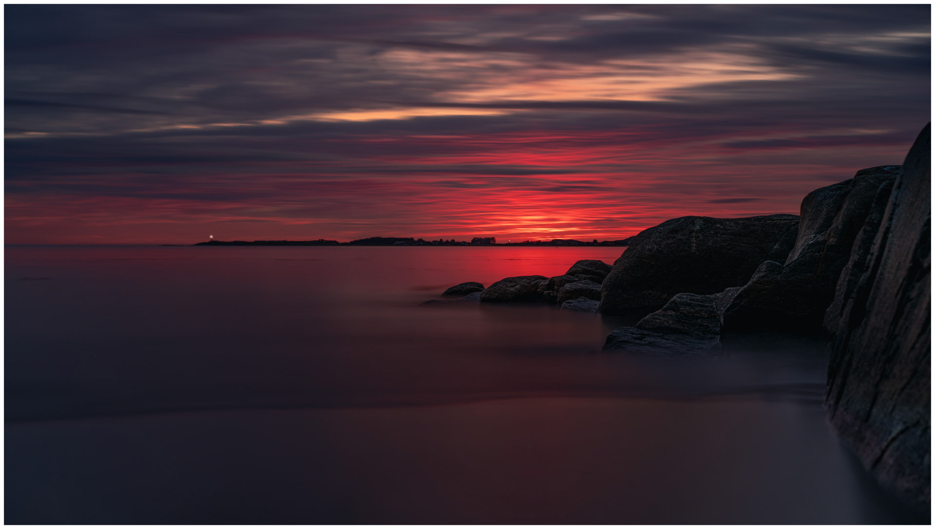 Crimson Skies - Giske, Møre og Romsdal