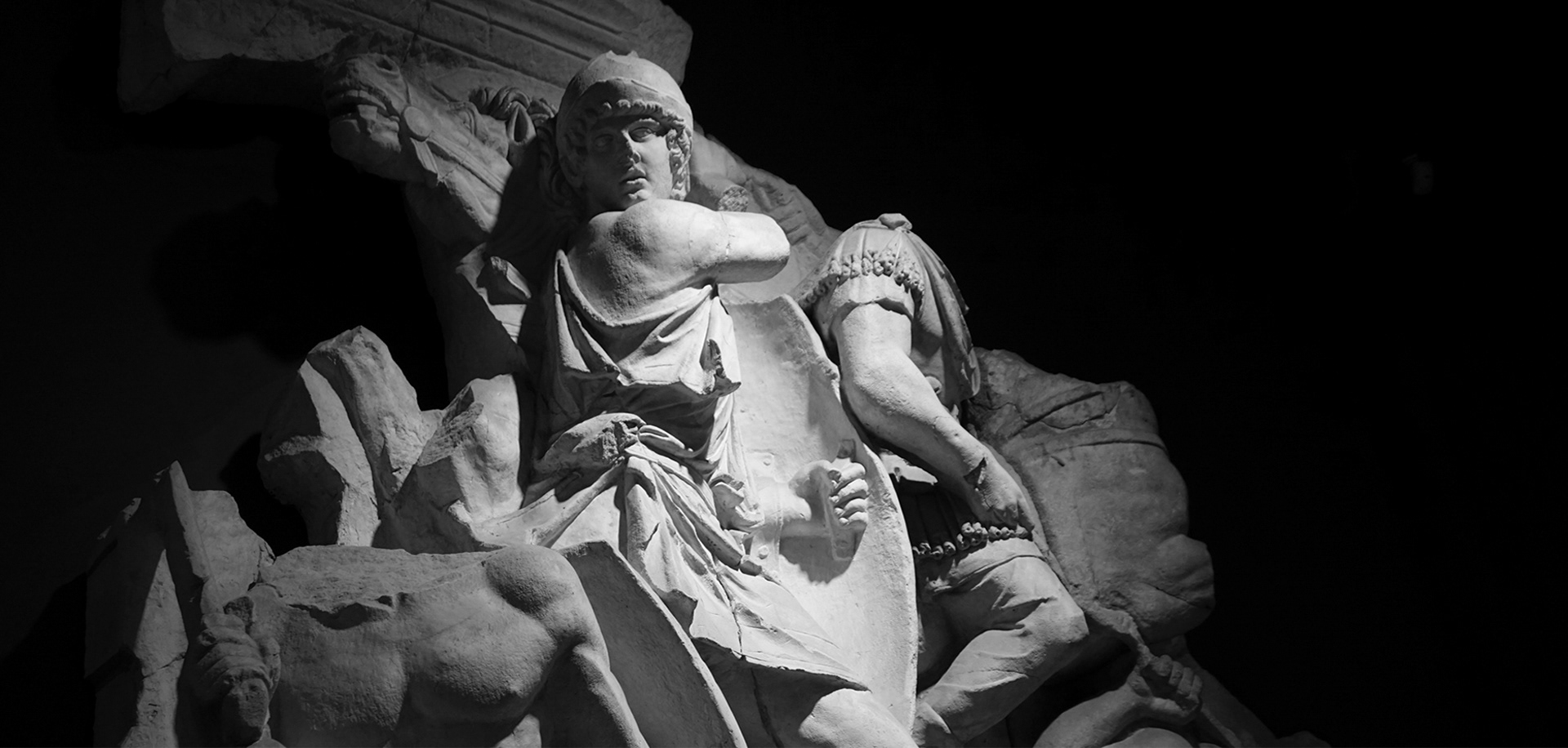 Parth Monument Relief, Ephesus Museum, İzmir