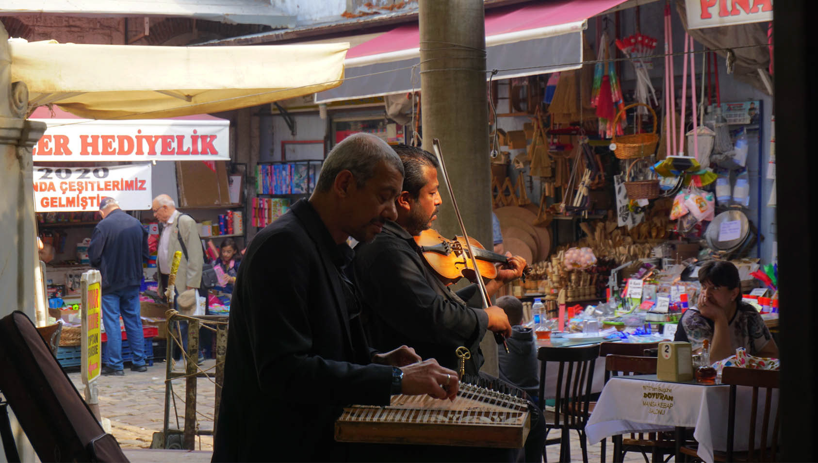 Musicians, Kemeraltı, İzmir