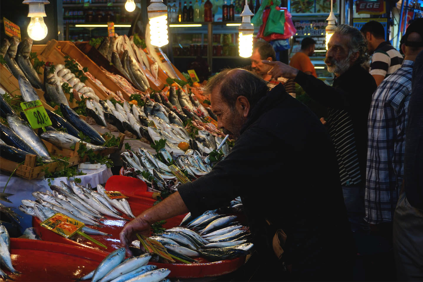 The Salesman, Kemeraltı, İzmir