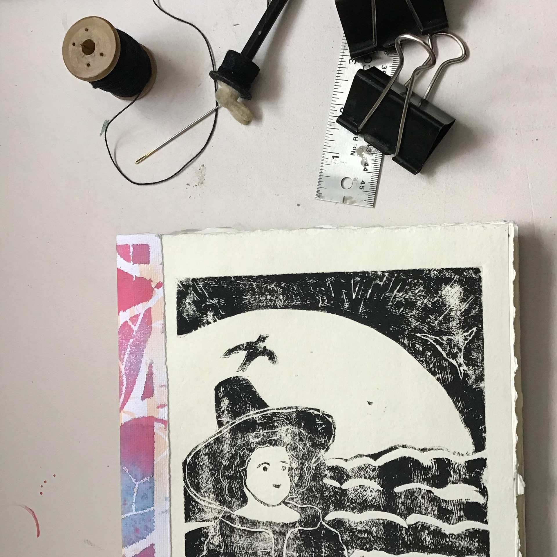 Materials needed: ruler, thick thread, needle and pencil...