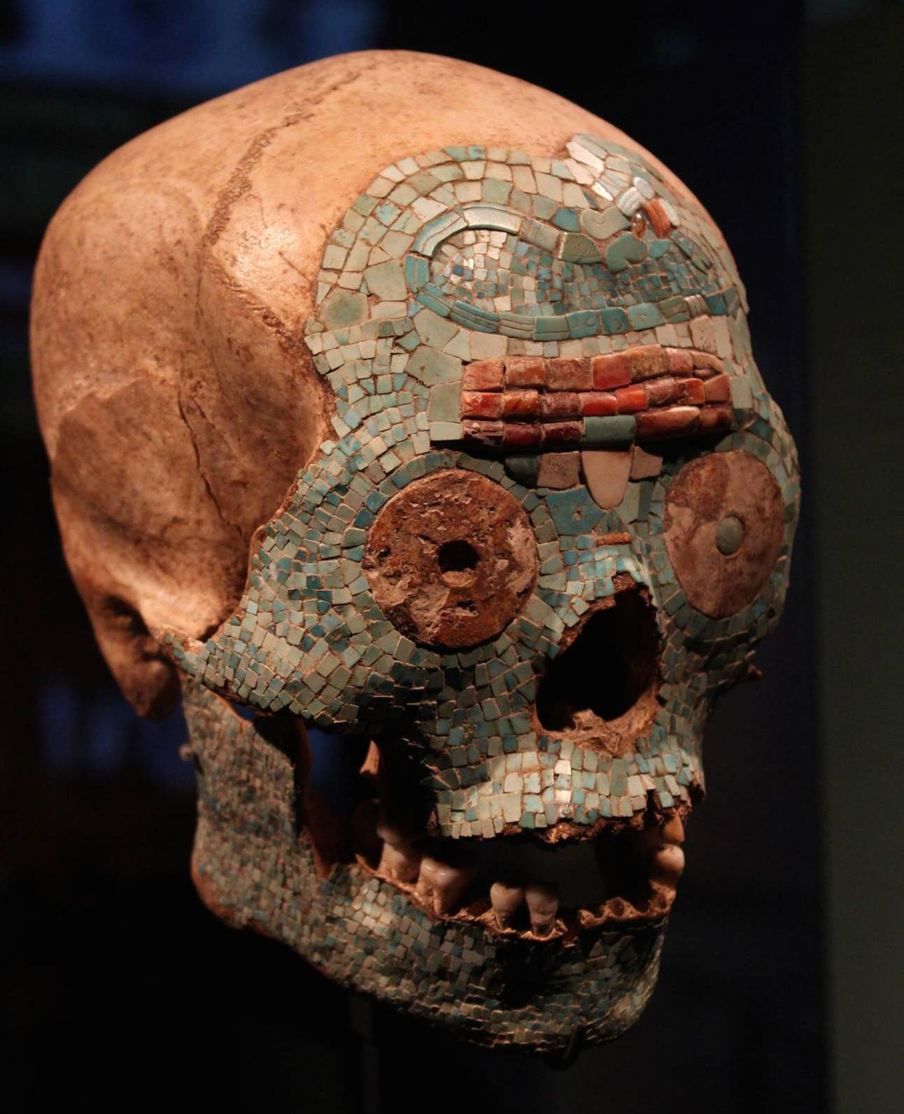 the object chosen: mixtec skull