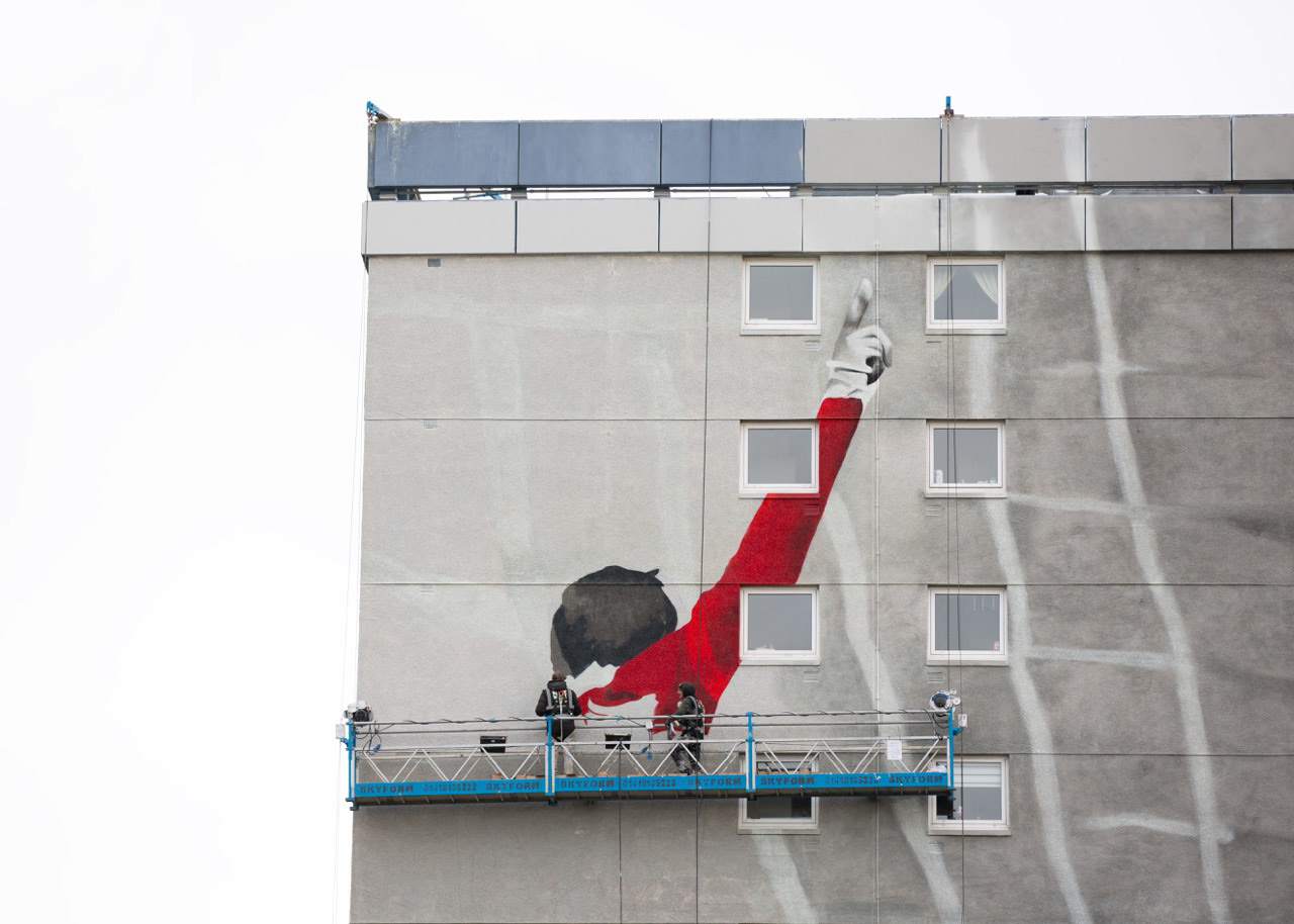 Stage Three: Taking shape, Jerome and Charlie on the Man Utd wall