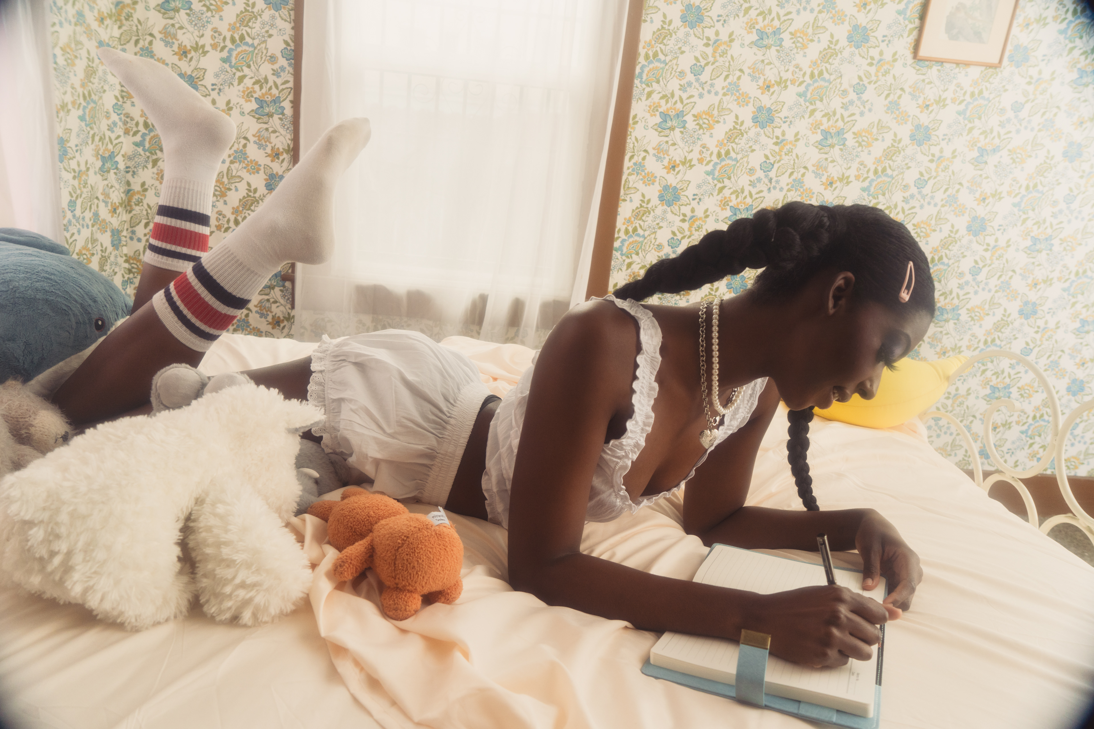 Jessica Chea Fashion Model Zara Motel Rocks white set bedroom inspiration photographer in Silverlake, Los Angeles, CA