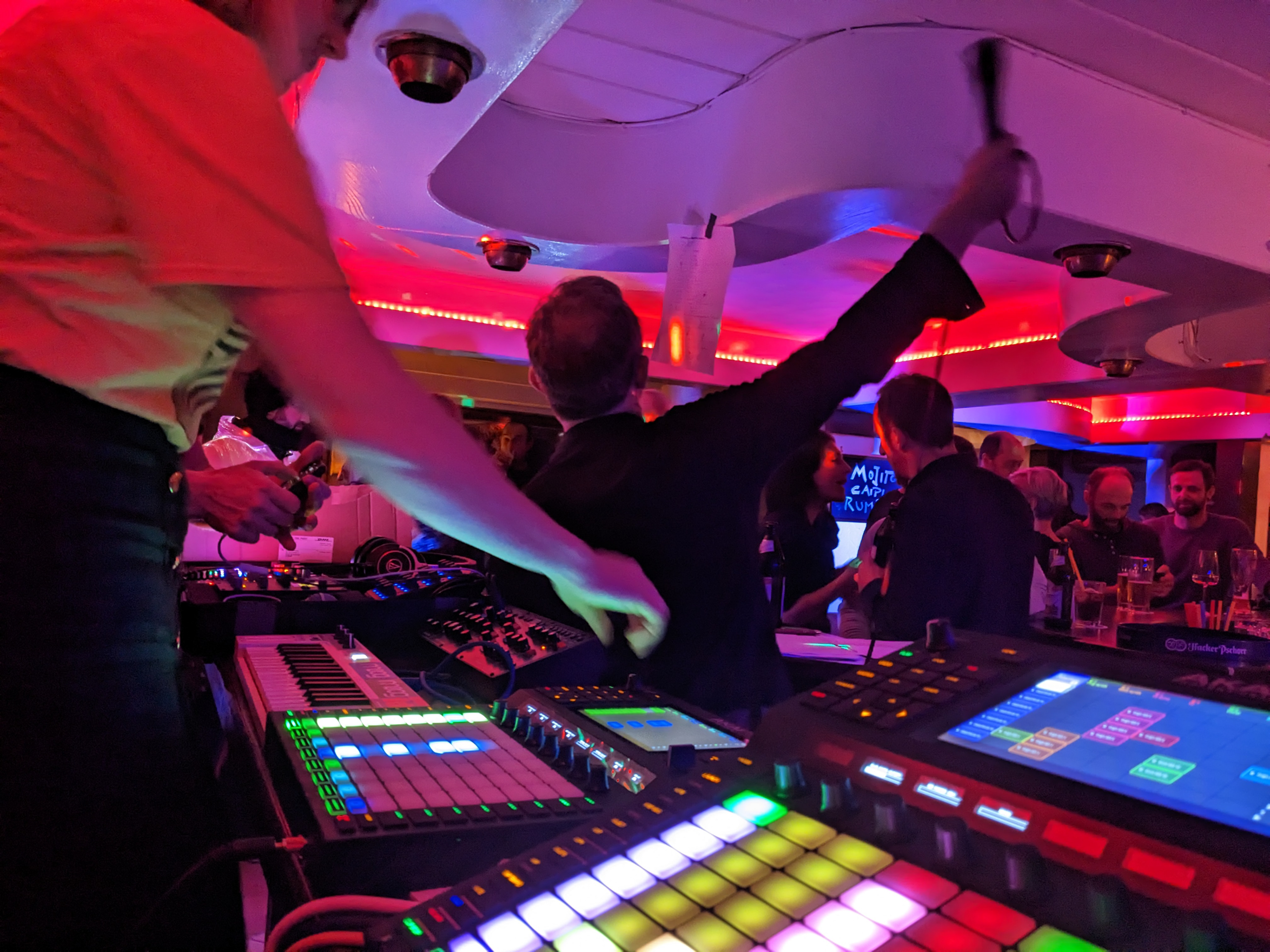 Party in der Bar