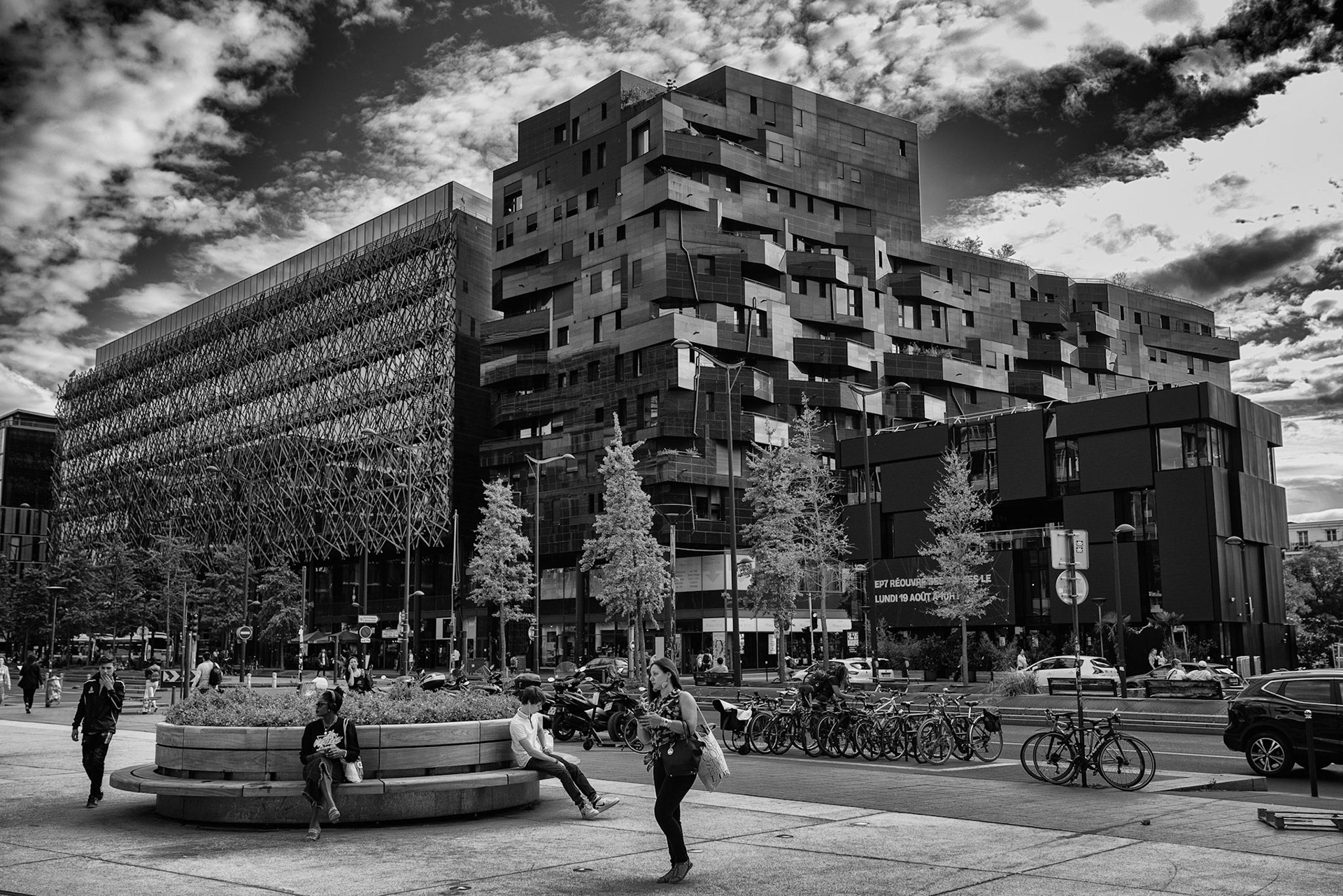 Paris 16h50 08/19 Derriere la BNF