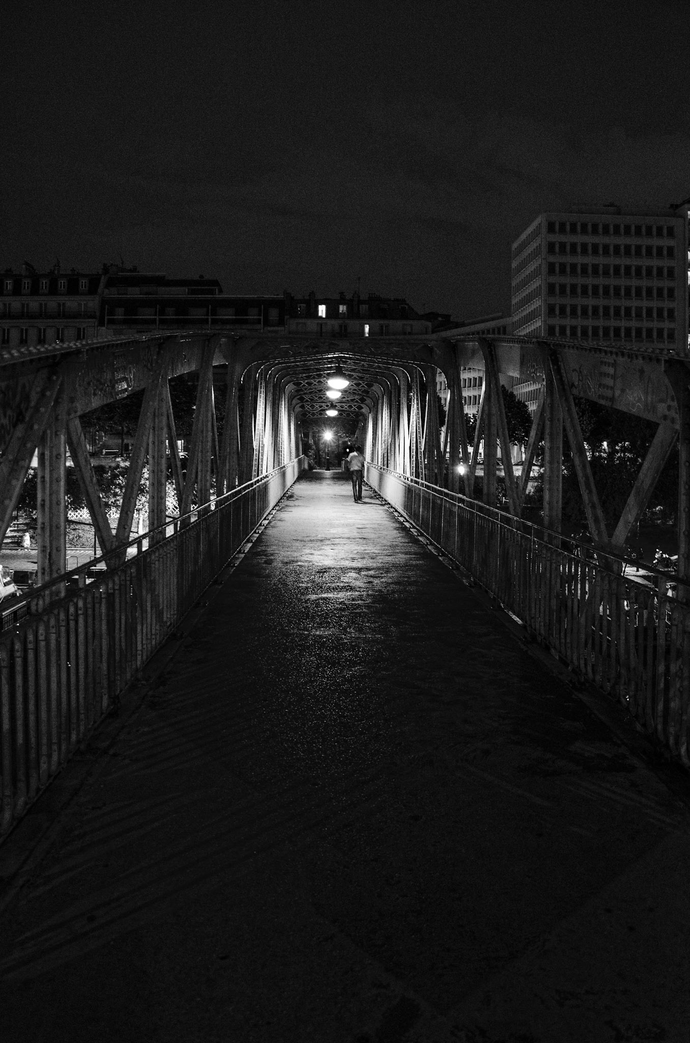 Paris 22h16 7/14 Passerelle Bastille