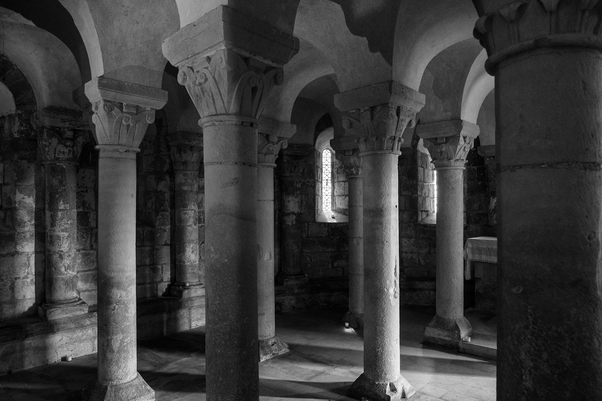 Caen 14h36 .3/19 Crypte Abbaye aux Dames