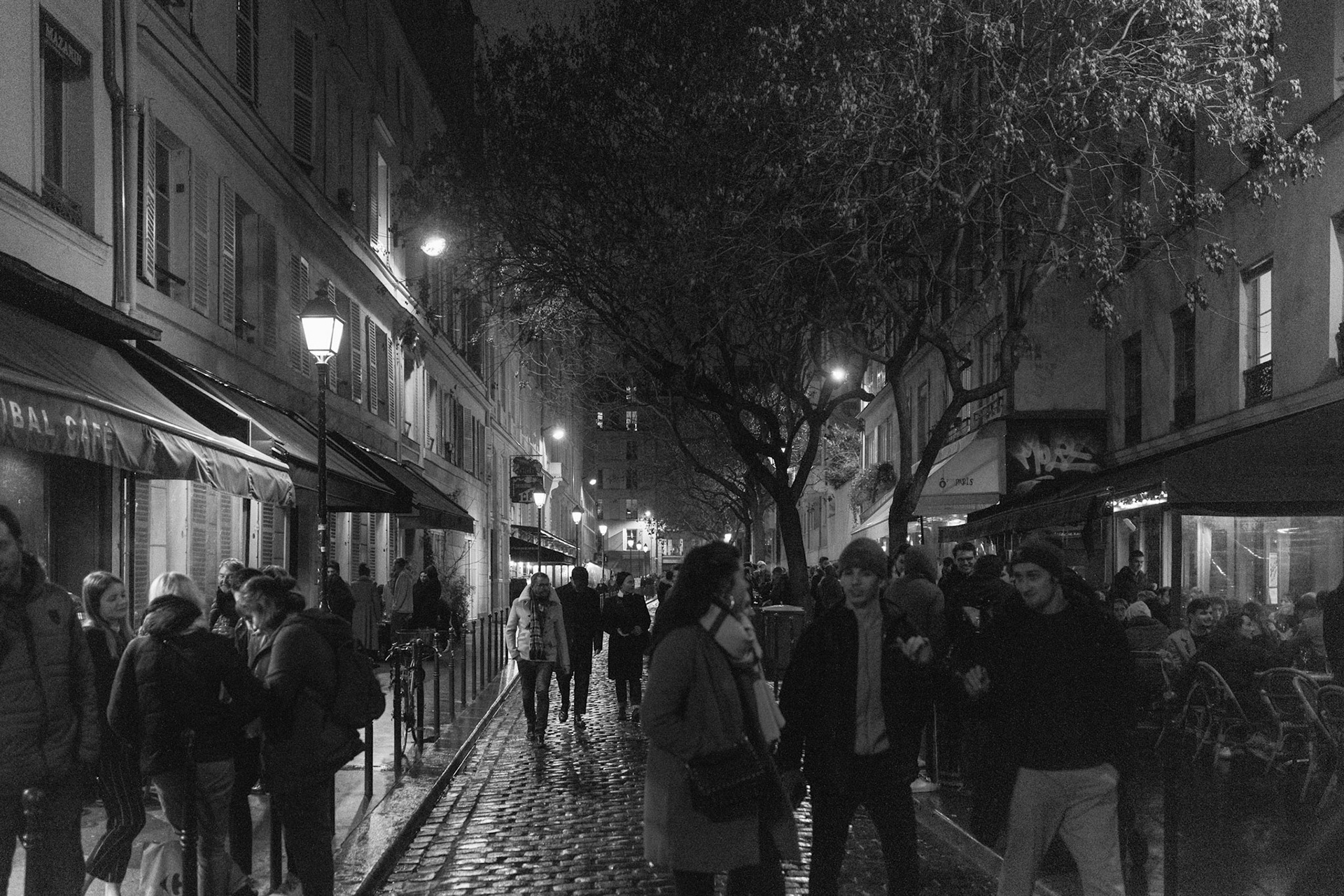 Paris 21h36 1/19 Passage du Désir