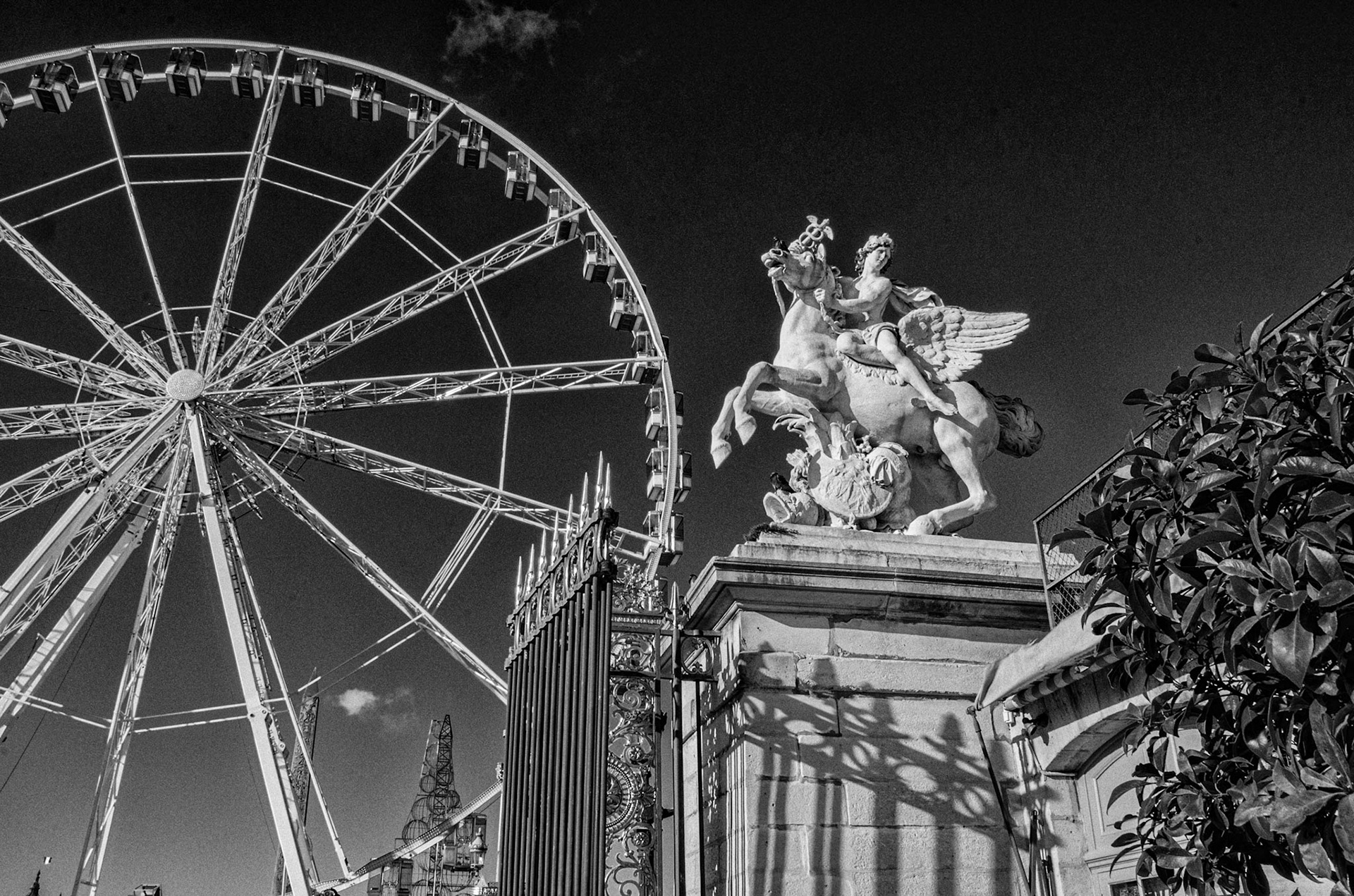 Paris 13h02 11/12 Jardin des Tuillries