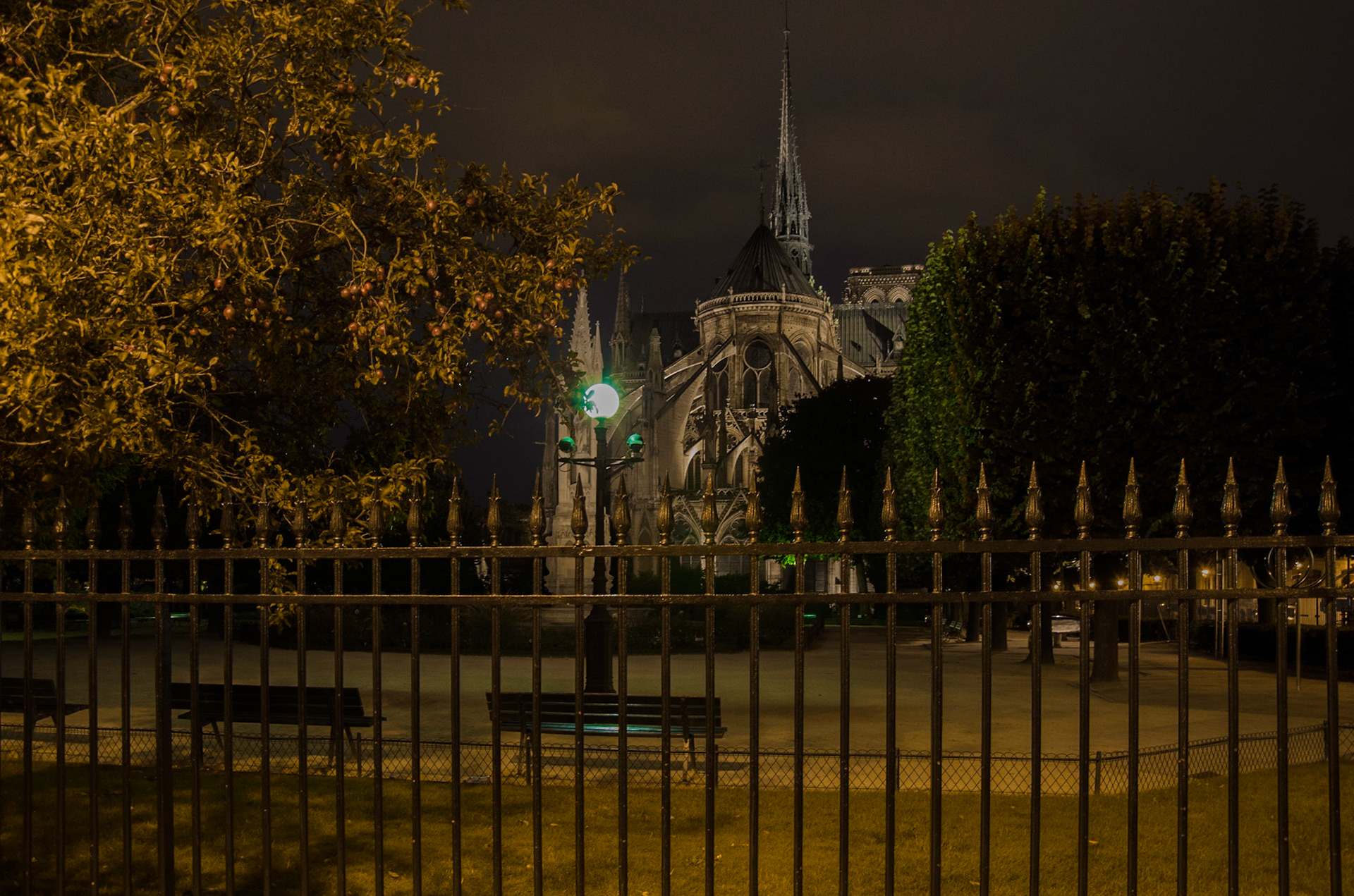 Paris 20h58 08/14 Avant