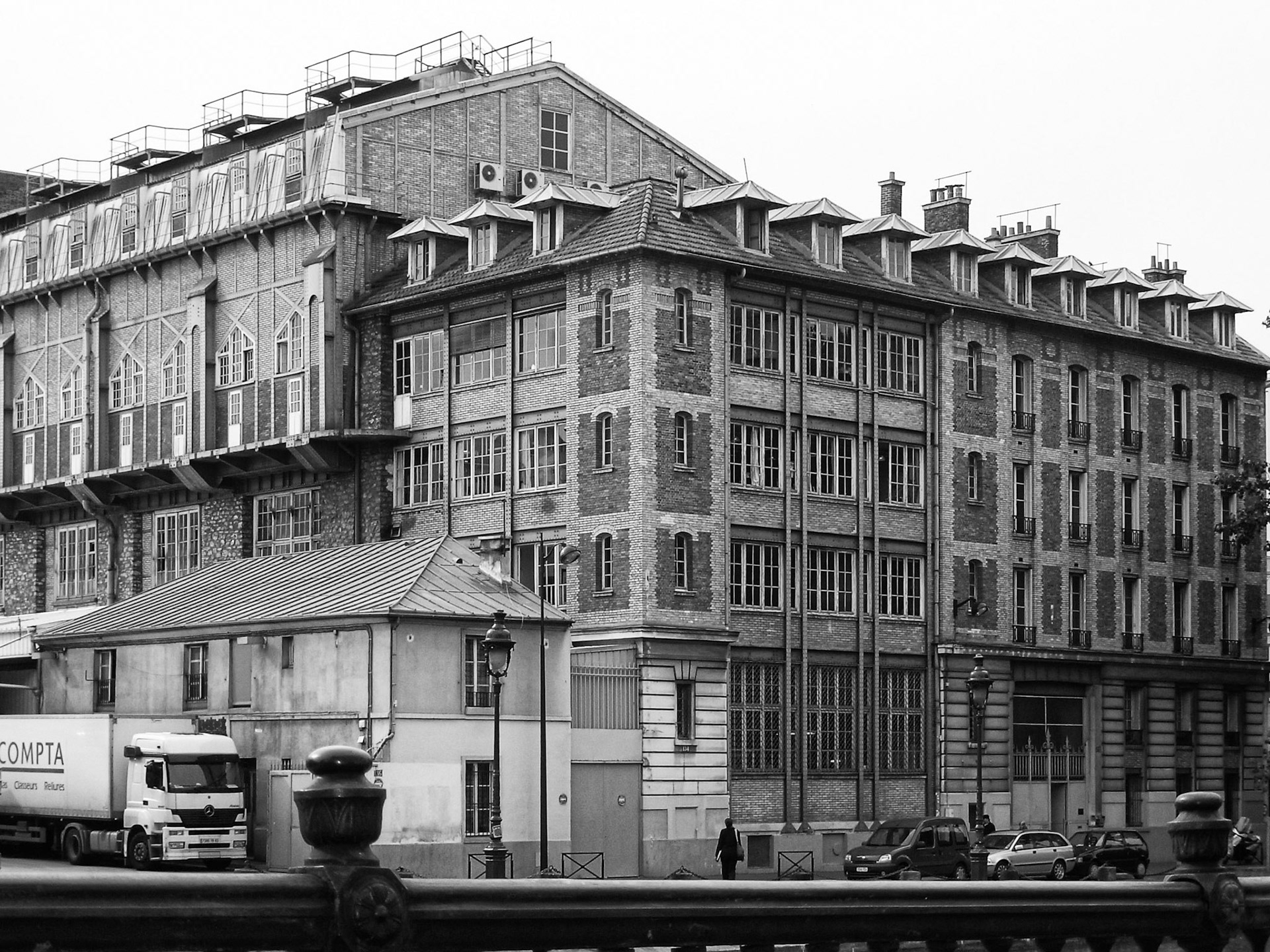 Paris 8h40 05/06 Usine Exacompta