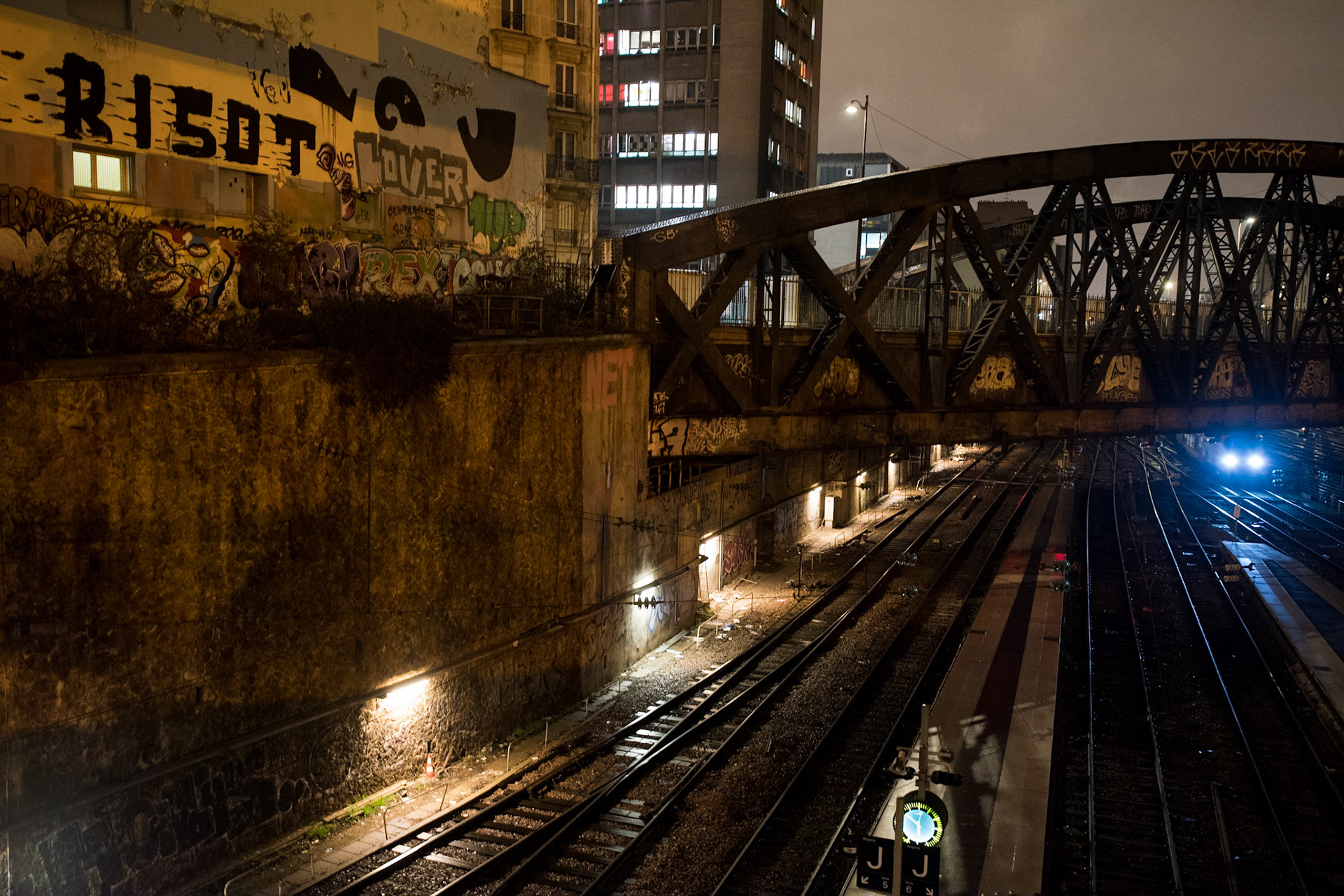 Paris 20h00