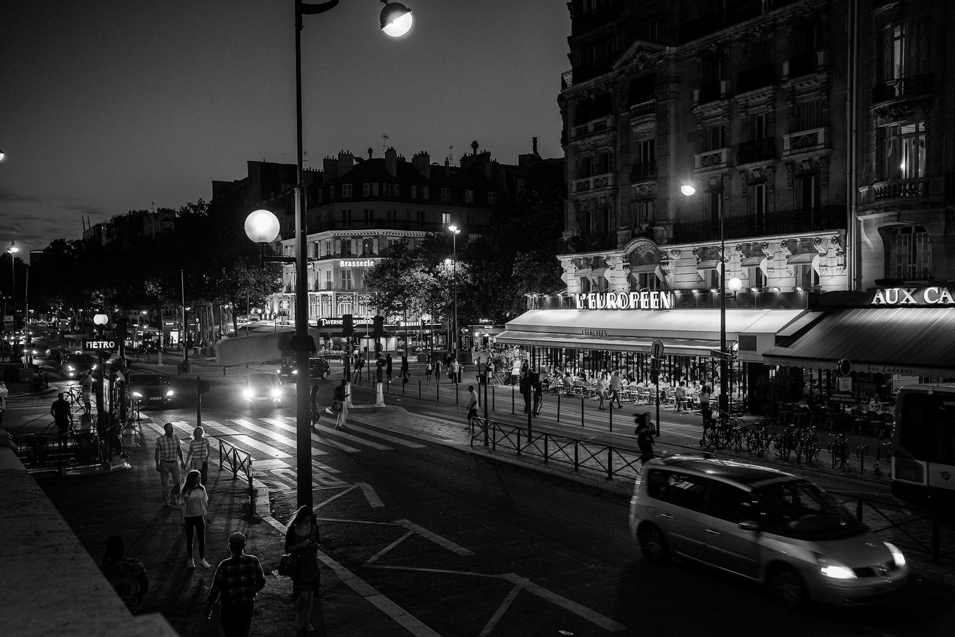 Paris 21h53 07/19 Gare de Lyon