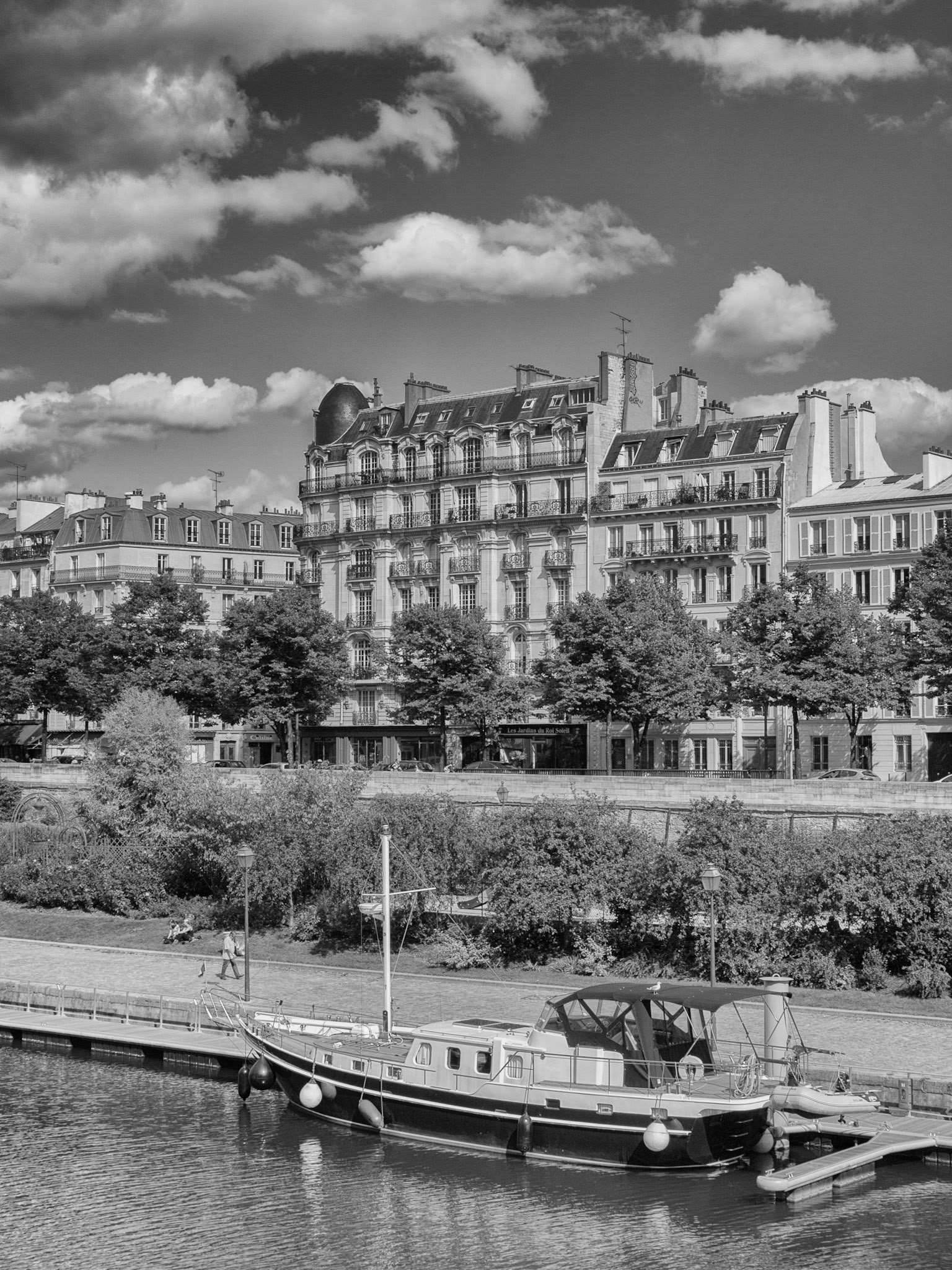 Paris 16h12 08/11 Port de Paris