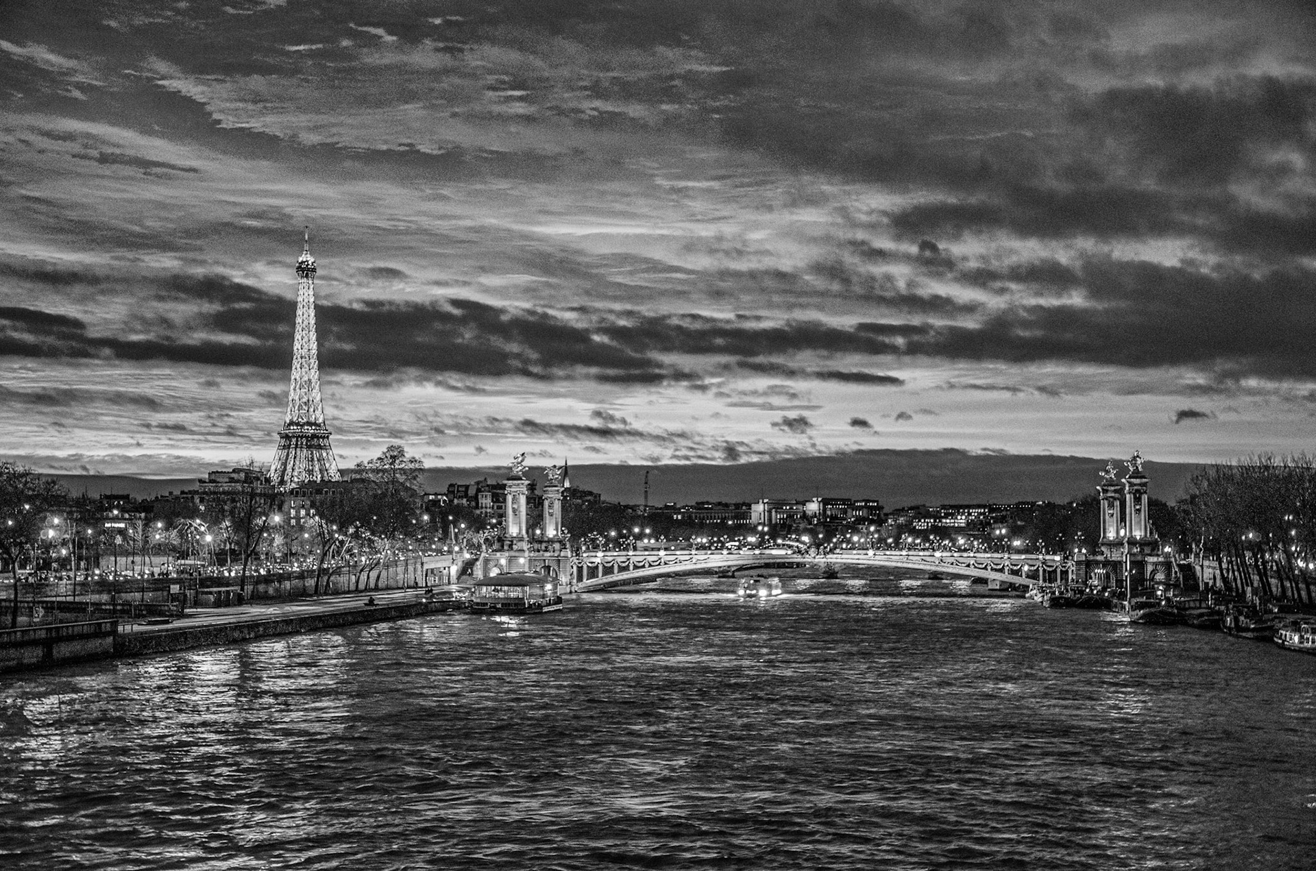 Paris 17h50 .......01/15