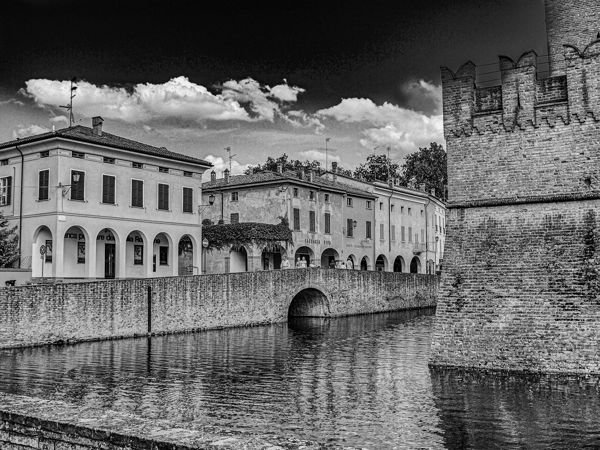 Fontanellato 15h36