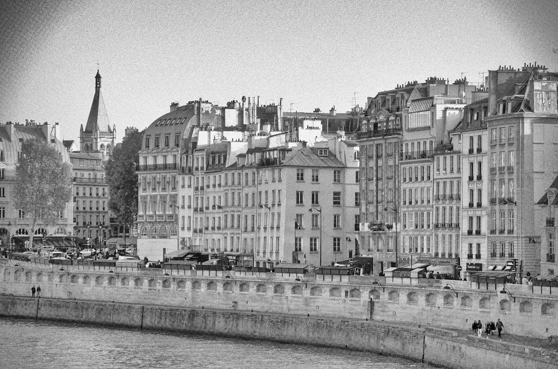 Paris 18h00 10/11 quai de Seine