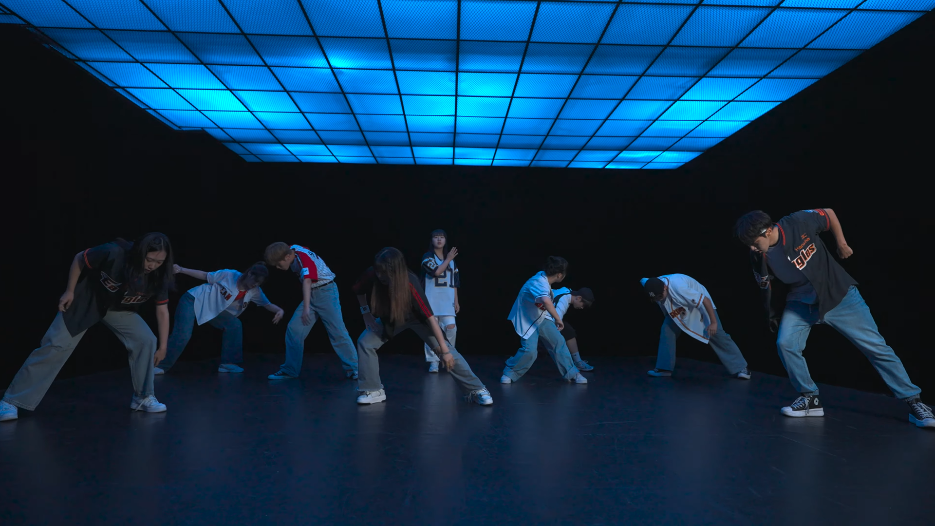 'NCT U - Universe (Let's Play Ball)' Cover Performance M/V