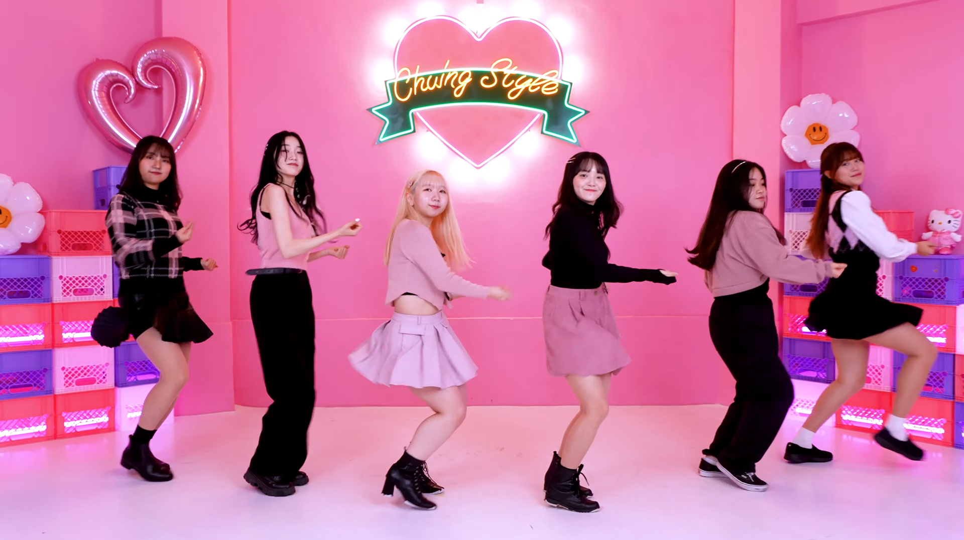 'STAYC - SLOW DOWN' Cover Performance M/V