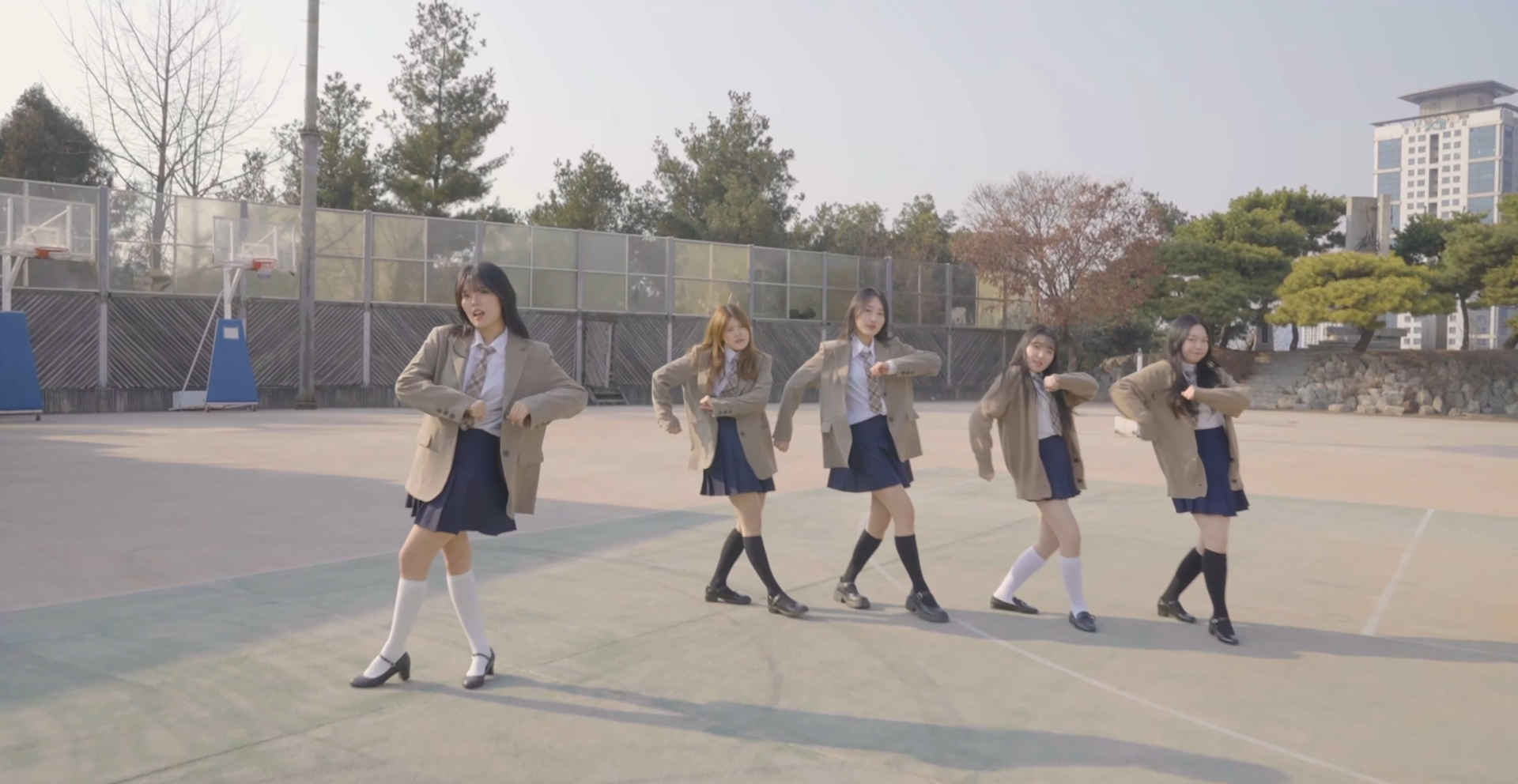 'New Jeans - Ditto' Cover Performance M/V (Side B)