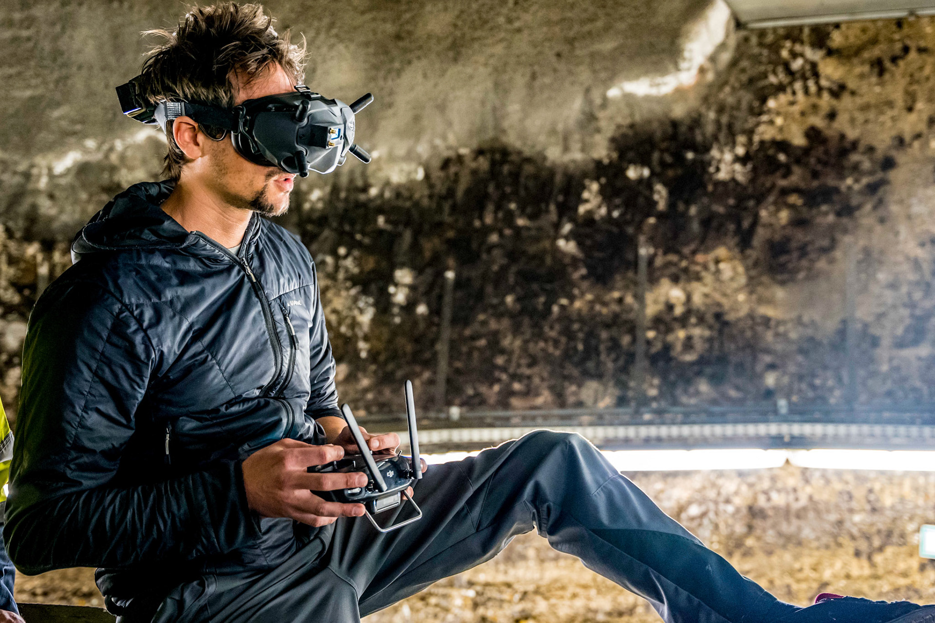 DoktorDrone operating Perplexagon