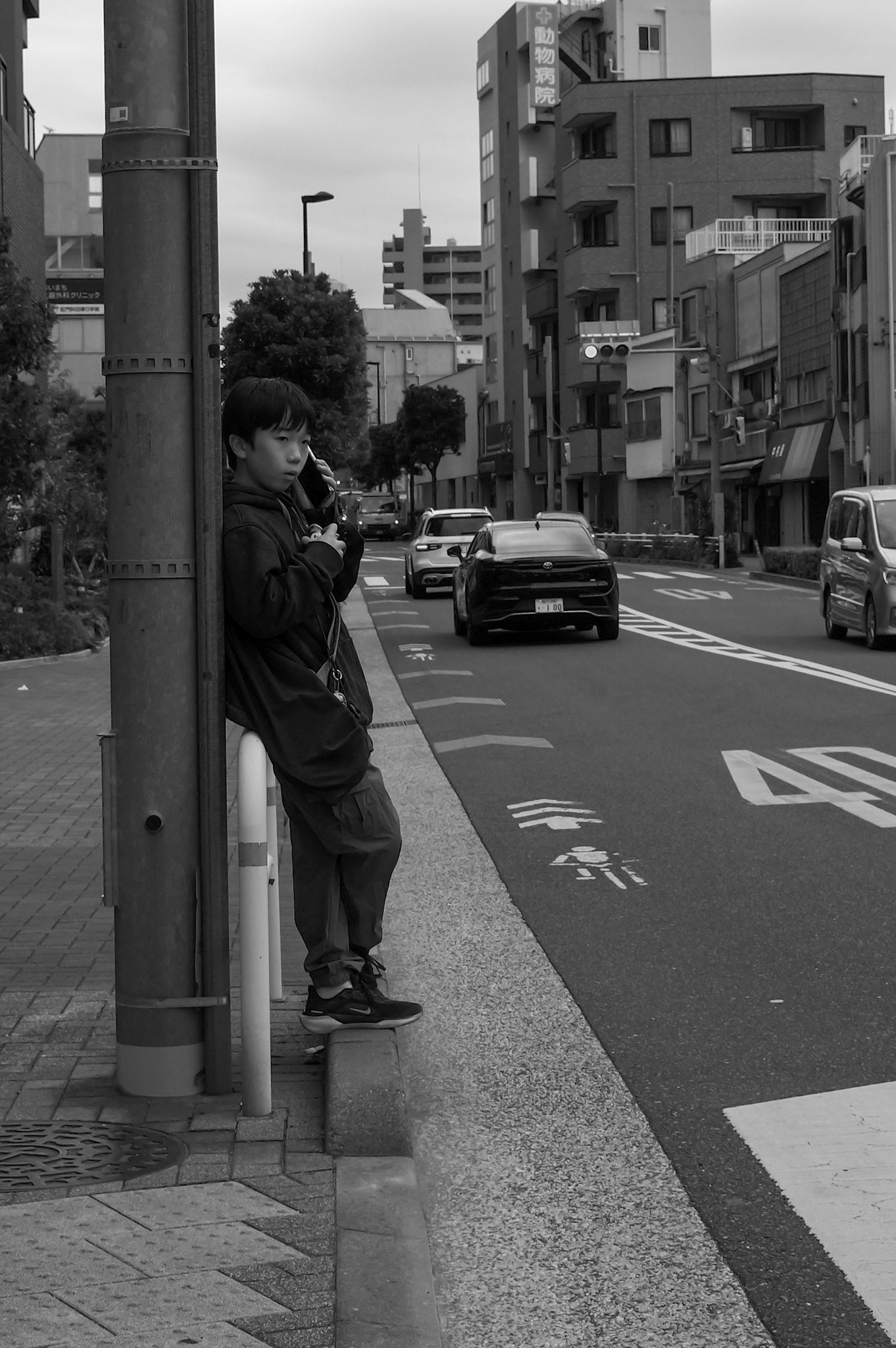 Waiting. Shinagawa City, Tokyo, Japan